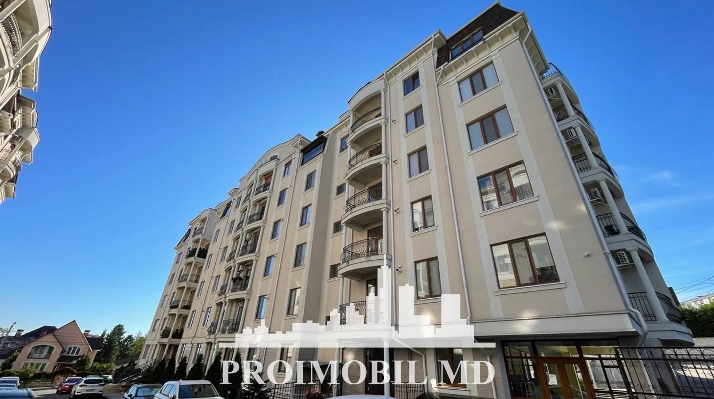 https://images.proimobil.md/OHd3Xs64zbwWoB4u4WrXYSz5ukqLnIsVK5uRzFnMDTQ/watermark:0.75:so:0:30:0.39/resize:fill:1460:816:1/gravity:ce/bG9jYWw6Ly8vZXN0YXRlL2xyLzRkYzc5OWEyLTMyNDItNDliYy1hY2UwLWNhYzdmYWNiYmQ5OC5qcGVn
