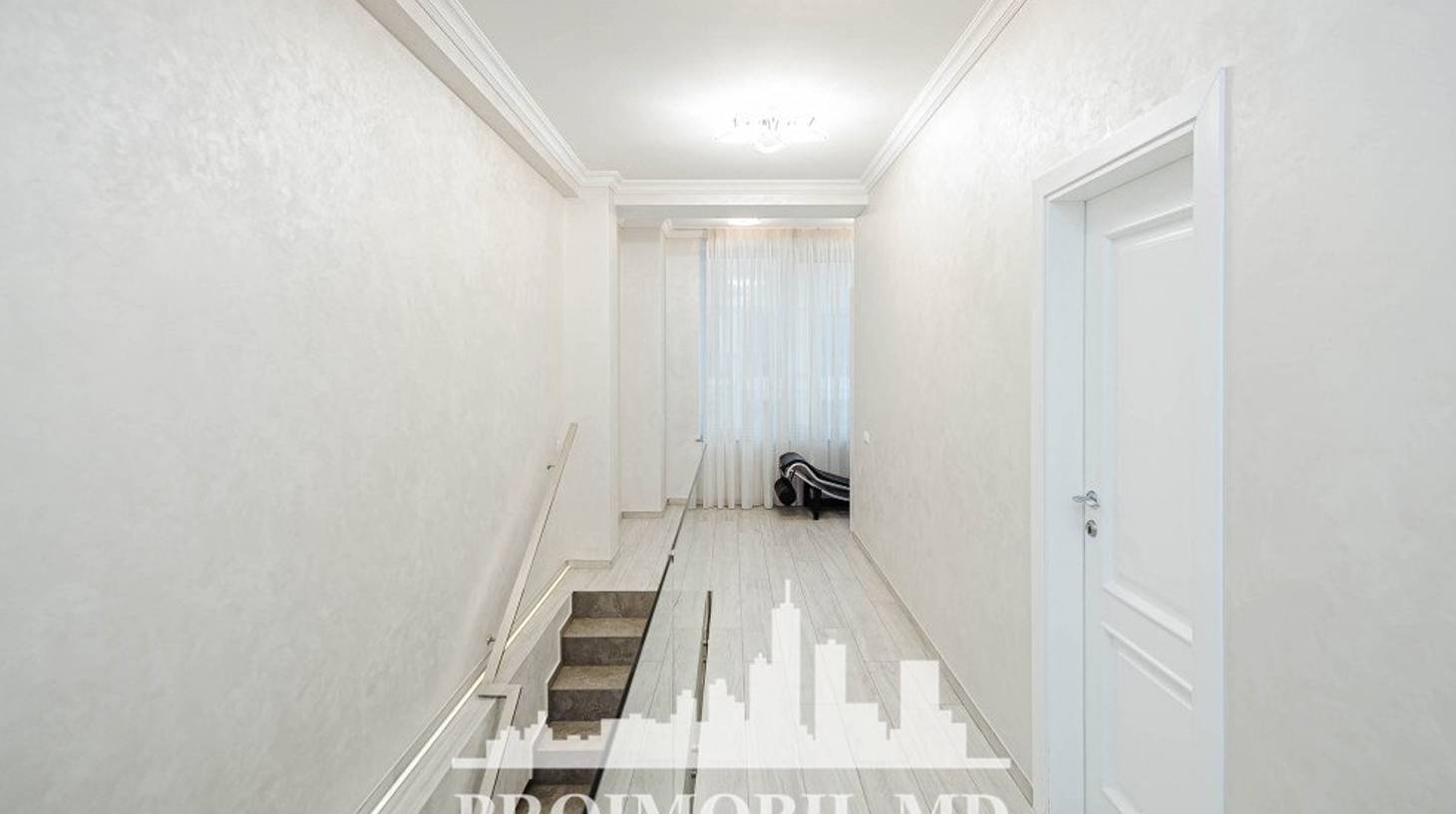 https://images.proimobil.md/OKpTk-b4jPee0r0KFmlYuOiyWZV5hcsTVdPrjLt4C7I/resize:fill:1460:816:1/gravity:ce/bG9jYWw6Ly8vZXN0YXRlL2xyL29zbHgya3hyYjZoemoxMC0xMDk3MTlfOC5qcGc