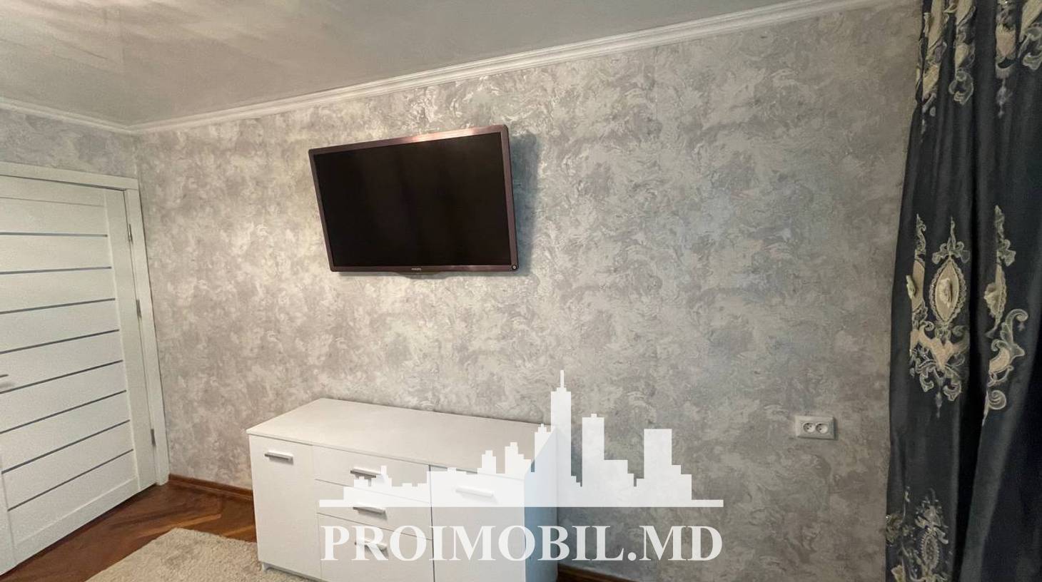https://images.proimobil.md/ONfkDJk5iSEzS_c2m2WtBcWh-GufJWb-MQo9sC9kcqs/watermark:0.75:so:0:30:0.39/resize:fill:1460:816:1/gravity:ce/bG9jYWw6Ly8vZXN0YXRlL2xyL2U1YzExNjJmLWMwMmUtNDYzOC1iYjBmLTdlYjJhMjM0ZWMwYS5qcGVn