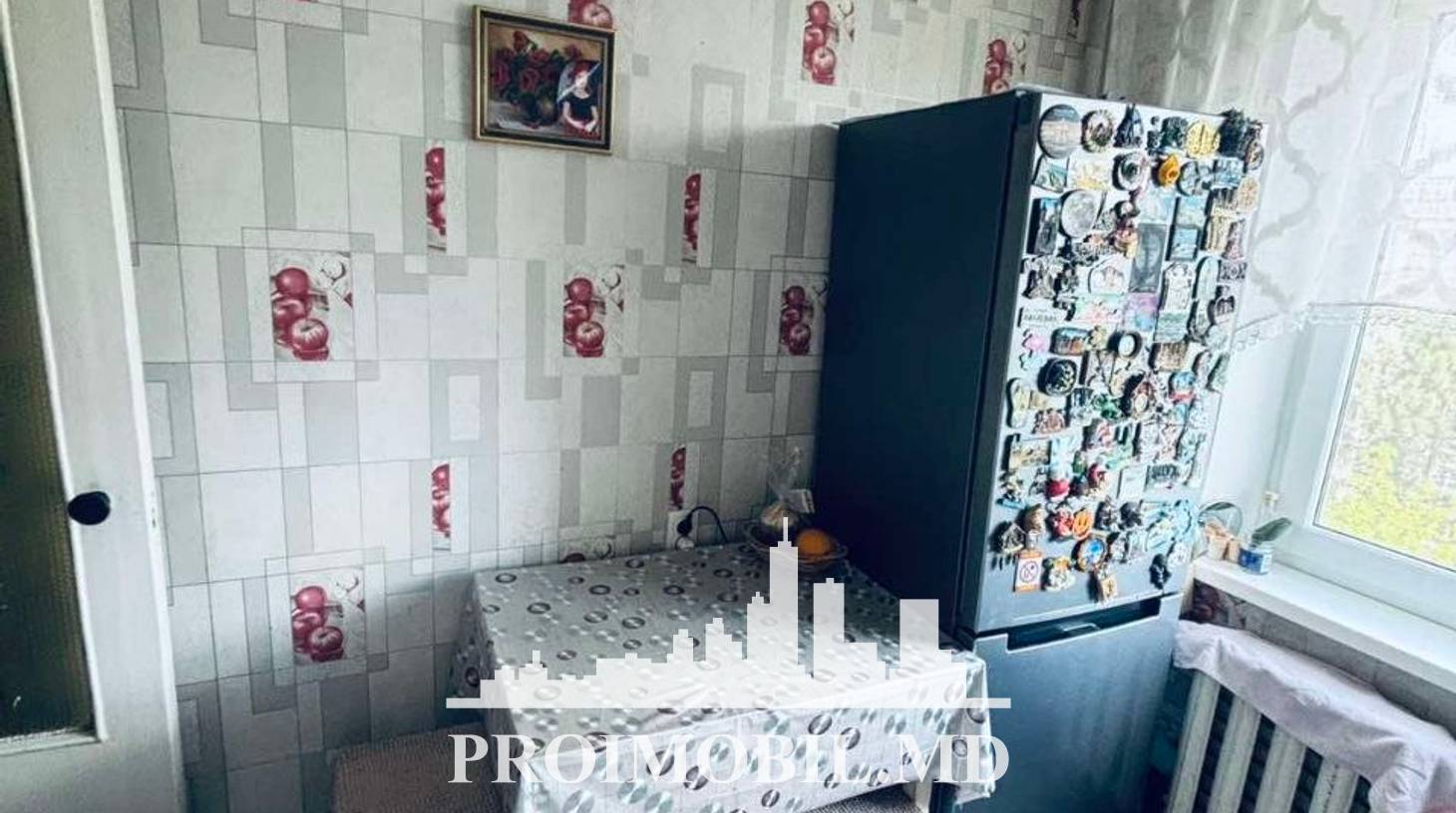 https://images.proimobil.md/OOvpCZR60Vc4Qkl1x5sdiMaJiajR-fwRgzlOcN03aug/watermark:0.75:so:0:30:0.39/resize:fill:1460:816:1/gravity:ce/bG9jYWw6Ly8vZXN0YXRlL2xyL2ViZjU2MjY2LTdjYWQtNGNkOC04ZmUxLTQzZGMyZmQ1ZDBhMy5qcGVn