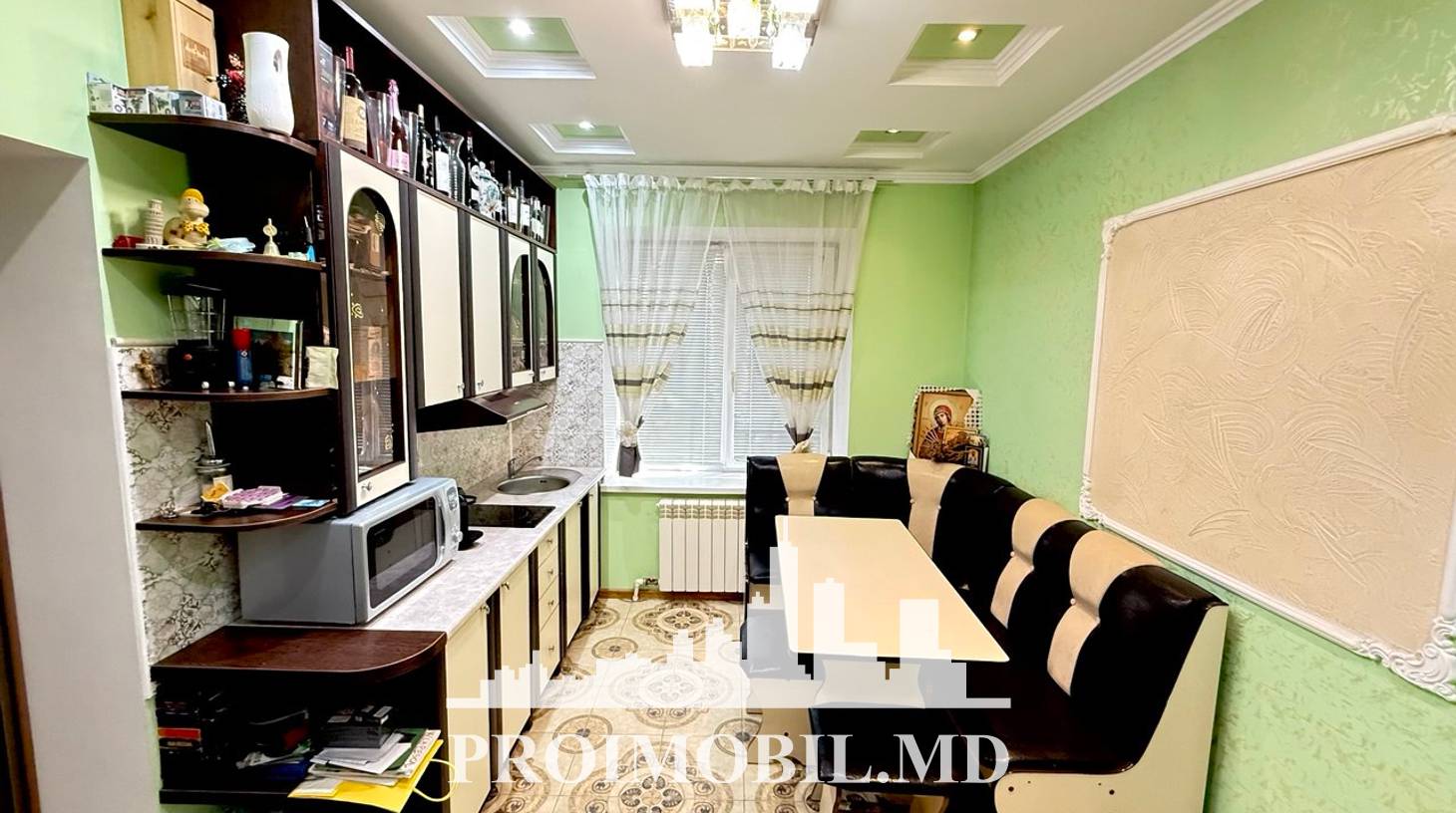 https://images.proimobil.md/ORSWGvBjmoQZvLw7lZmy0ZxMJ4VEtu3UcQ2lOZa4Ap4/watermark:0.75:so:0:30:0.39/resize:fill:1460:816:1/gravity:ce/bG9jYWw6Ly8vZXN0YXRlL2xyLzUxNmFjZWNiLTVhNDAtNDAyNC05ZmFjLTA0NjVhN2EwODJiZS5qcGVn