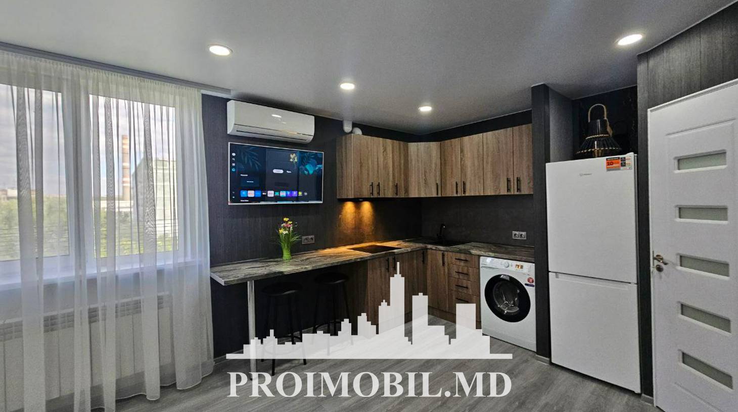 https://images.proimobil.md/OSGchpdYV1AqD_RCk_j7IvdyfL_F8moNnPflEcrQIMQ/watermark:0.75:so:0:30:0.39/resize:fill:1460:816:1/gravity:ce/bG9jYWw6Ly8vZXN0YXRlL2xyLzI4NTY2YWM1LTBiNjAtNGUxYy1iZGNhLWYxOGRiMDU4MTk4ZS5qcGVn
