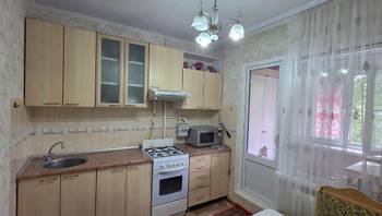https://images.proimobil.md/OSJHnhcEg-sP7ZE9wLHaM0a3h1iZqFF9YuFxo6MHDcw/resize:fill:350:198:1/gravity:ce/bG9jYWw6Ly8vZXN0YXRlL2xyL2Y3ZDk3MTQ1LWM2MzUtNDA3MC1iNzk5LWQ1ZmZmNmI3YzQxOC5qcGVn