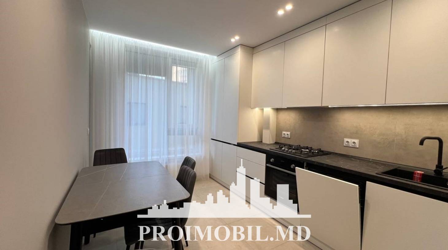 https://images.proimobil.md/OT4fM3PUpFCMhrgT9wjlQb6lbMxI1iWEC7A9LWKCj8E/watermark:0.75:so:0:30:0.39/resize:fill:1460:816:1/gravity:ce/bG9jYWw6Ly8vZXN0YXRlL2xyL2U1MzhjYWU5LWQzNDItNDYxZS1iNDA3LWVmZWQzNTlmYmFjMy5qcGVn