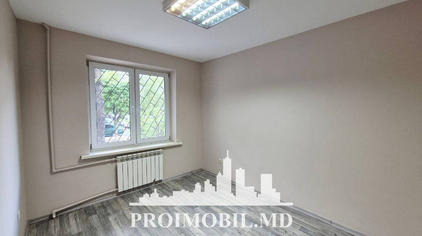 https://images.proimobil.md/OUZN9-2jZhqeYfT_8a41I34KpcQbUl0jgpyxEHThO1Q/watermark:0.75:so:0:30:0.39/resize:fill:1460:816:1/gravity:ce/bG9jYWw6Ly8vZXN0YXRlL2xyL2E4NDFiZjRhLTdiNzgtNDAzNC1iZWI2LTkxODllMGI1MWJlZC5qcGVn