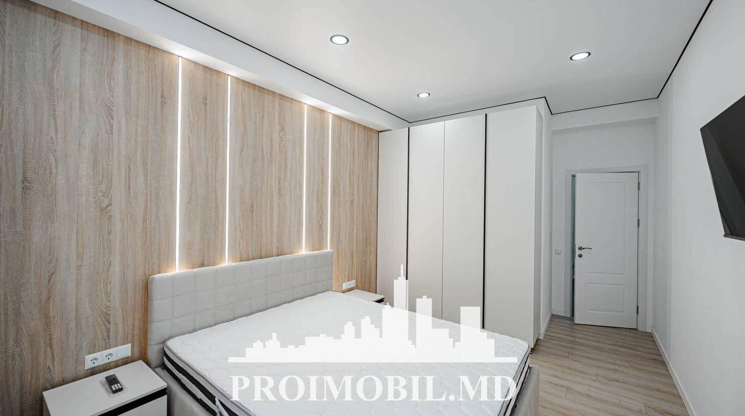 https://images.proimobil.md/OVakT_pQnwJDVQB7NmISEB1WIVTGj8g7DWakzdRtC8c/watermark:0.75:so:0:30:0.39/resize:fill:1460:816:1/gravity:ce/bG9jYWw6Ly8vZXN0YXRlL2xyL2EwYzYzZGI0LWFkYTMtNDU3NC1hN2UyLWVlMDkyZjliN2U4OC5qcGVn