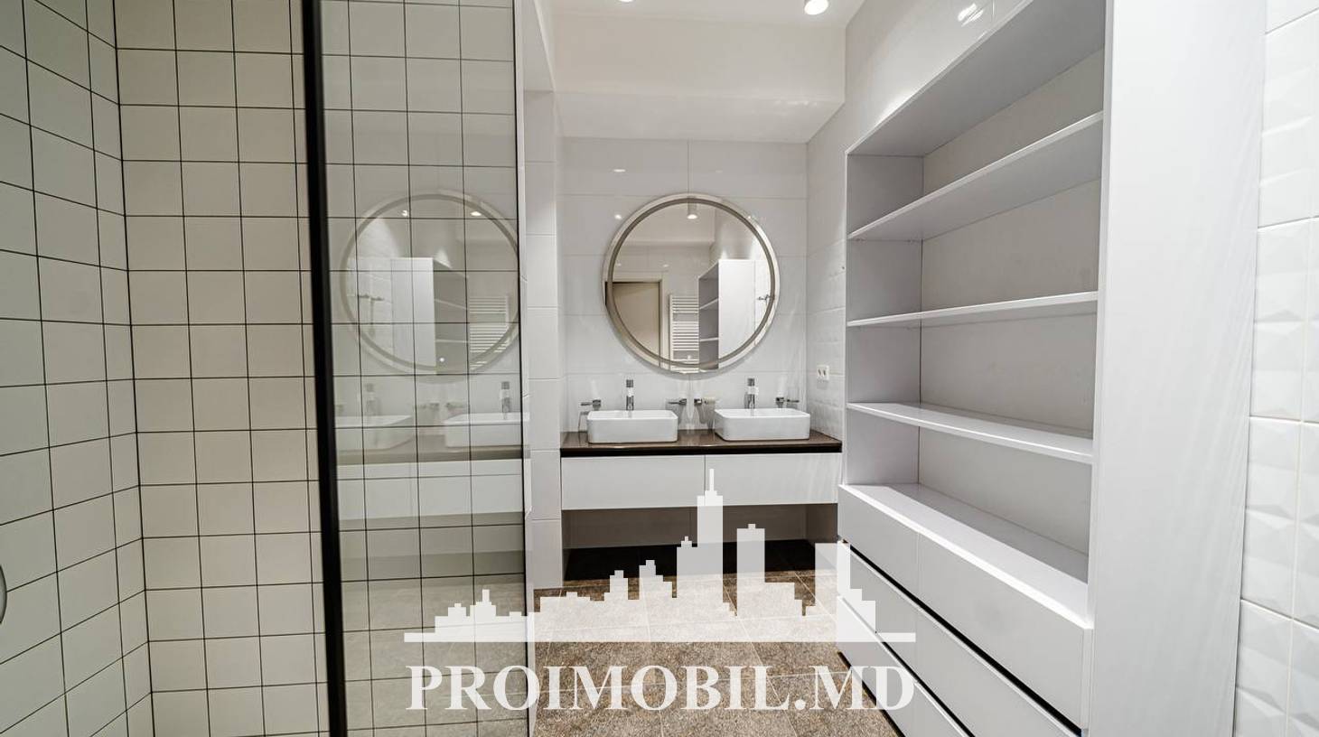 https://images.proimobil.md/OWPDx6fL0749rZV5fF6SBT-hjz6EK6GVbuPAOvmyUeU/watermark:0.75:so:0:30:0.39/resize:fill:1460:816:1/gravity:ce/bG9jYWw6Ly8vZXN0YXRlL2xyLzZmYzhlZmE4LTM2MGYtNDBjNi04YjIxLTE4OWNjOTQwYmQzZC5qcGVn