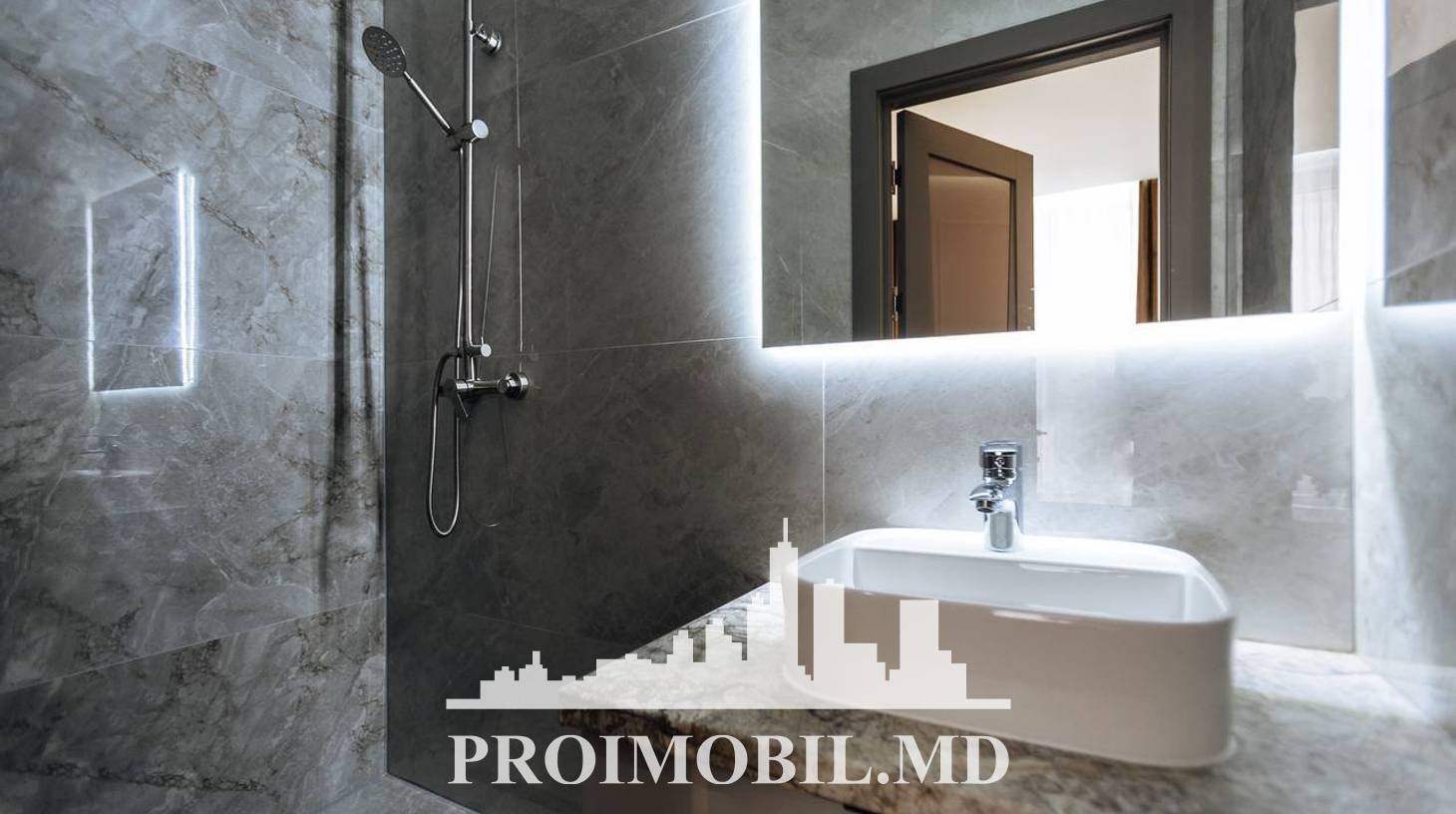 https://images.proimobil.md/OYSXuLNHSG-Yz4AzlD4Jx9R8UBZOFDXDC3rjJ7fD7r0/watermark:0.75:so:0:30:0.39/resize:fill:1460:816:1/gravity:ce/bG9jYWw6Ly8vZXN0YXRlL2xyL2EzMDJlNjU2LTkzMDUtNGMxOS1iODc3LWNmZmZlNzk4ODFjZS5qcGVn