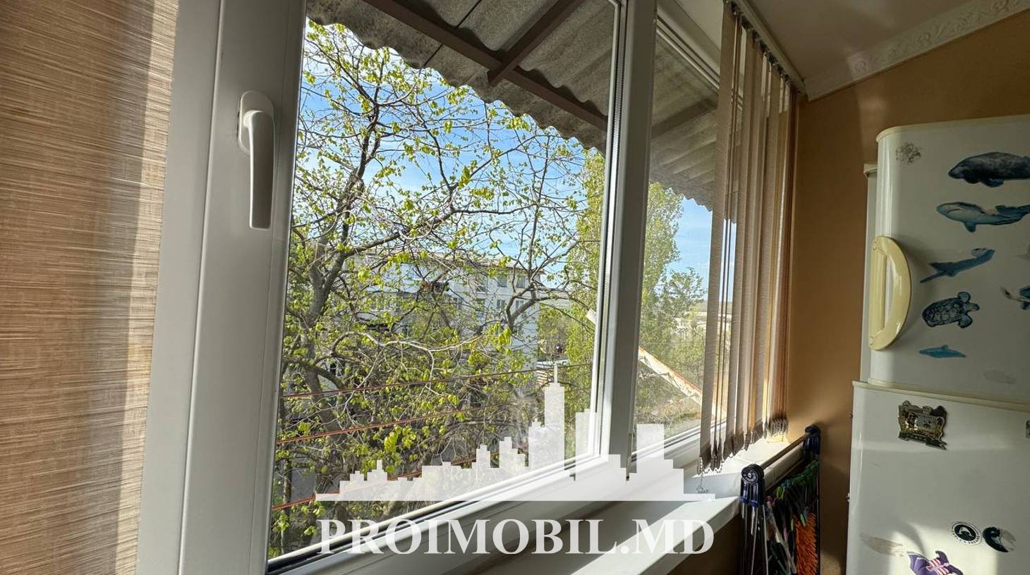 https://images.proimobil.md/OaN4r9DVj54OugPVB0BI-PzCVggw2_SKi8_E8-ScSlI/watermark:0.75:so:0:30:0.39/resize:fill:1460:816:1/gravity:ce/bG9jYWw6Ly8vZXN0YXRlL2xyLzFiMWZkY2Y0LWRhNzctNDI5OC1hNGQ2LWMzYmM3NjQyNzBhZi5qcGVn