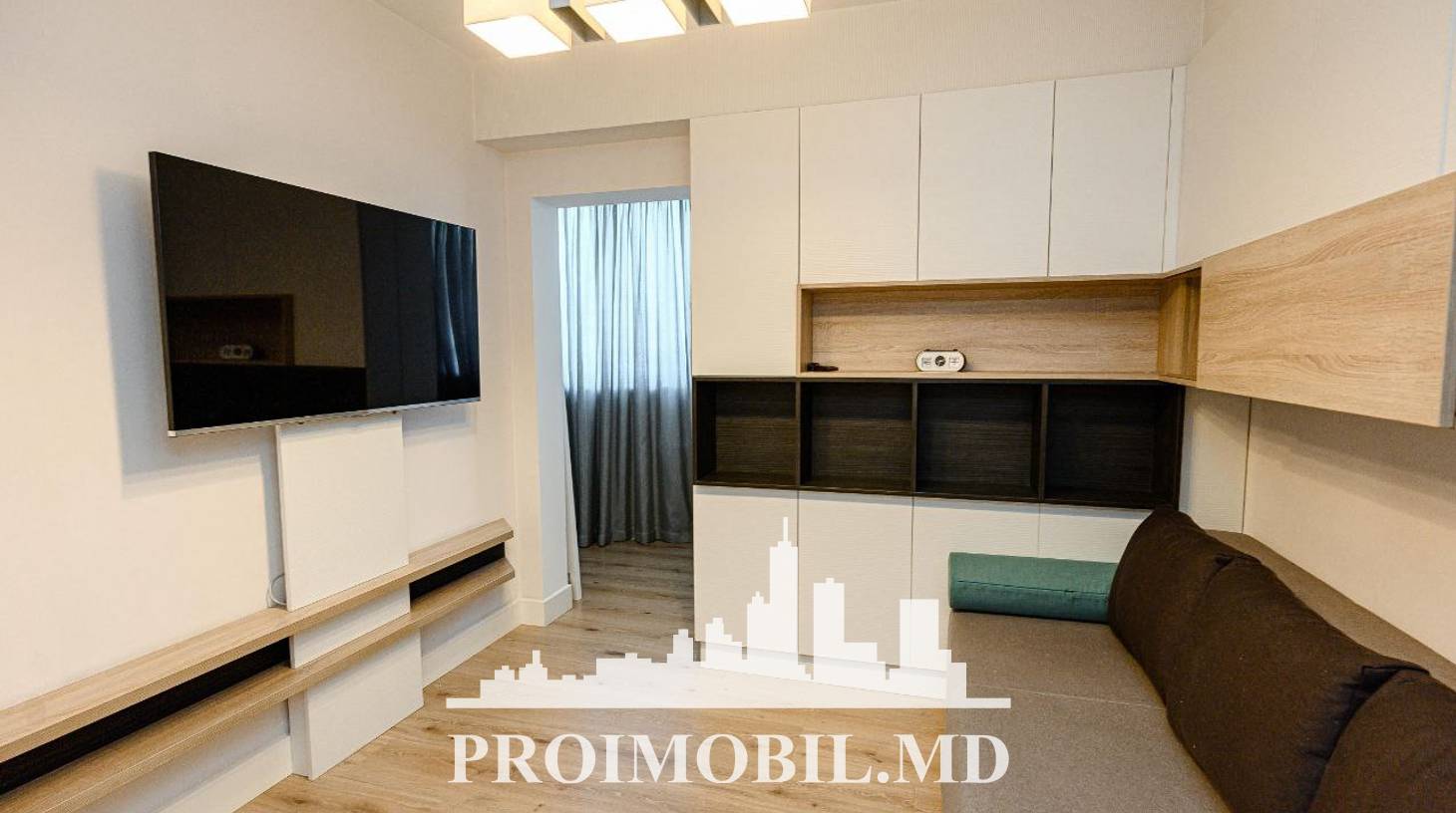 https://images.proimobil.md/Oexvb8-raK_jwj8EXQc3xtO52SHJxvbcCkFRyf_agcM/watermark:0.75:so:0:30:0.39/resize:fill:1460:816:1/gravity:ce/bG9jYWw6Ly8vZXN0YXRlL2xyL2MxZTg4NGQwLWY1YzktNDEzYi05ODRkLTI1YzMxMTZmZWI3Yy5qcGVn