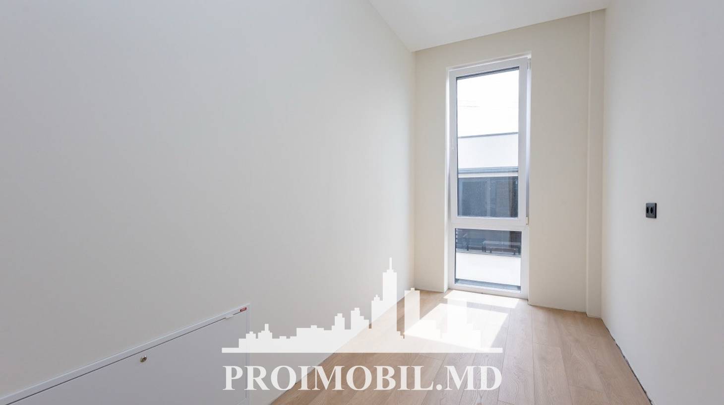 https://images.proimobil.md/OfCj09VGdOCzPTOjl3Ru7V33uFPkJ80GWHOC1JQZNIw/watermark:0.75:so:0:30:0.39/resize:fill:1460:816:1/gravity:ce/bG9jYWw6Ly8vZXN0YXRlL2xyL2ZkNjkxYzc1LWRlM2QtNDZjOC04MWZhLTkzYTM3NzRhNzU3Ni5qcGVn