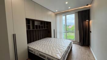https://images.proimobil.md/OfJeIhUbsAS04BjqiZ4kTixxAXJ_LmQlQ8j4wRwPui0/resize:fill:350:198:1/gravity:ce/bG9jYWw6Ly8vZXN0YXRlL2xyL2MwZDE2YTdmLWY3MDYtNGQxMS1hZjNlLTg4NTliNzcxZmJlOC5qcGVn
