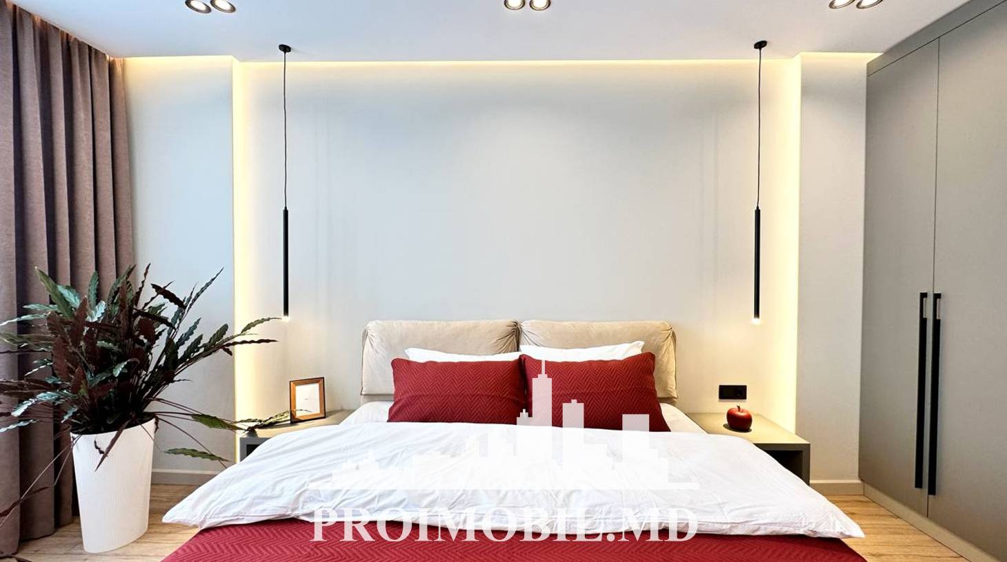 https://images.proimobil.md/OgHIpOihxvuSABrLF6Fhugr1Xe44Q7Zpj57d3P7r4mM/watermark:0.75:so:0:30:0.39/resize:fill:1460:816:1/gravity:ce/bG9jYWw6Ly8vZXN0YXRlL2xyL2ZmMWI0N2Y1LTM5ZDItNDhjYS1hNGM0LWEzYjc3ZDk0ZGU0ZC5qcGVn