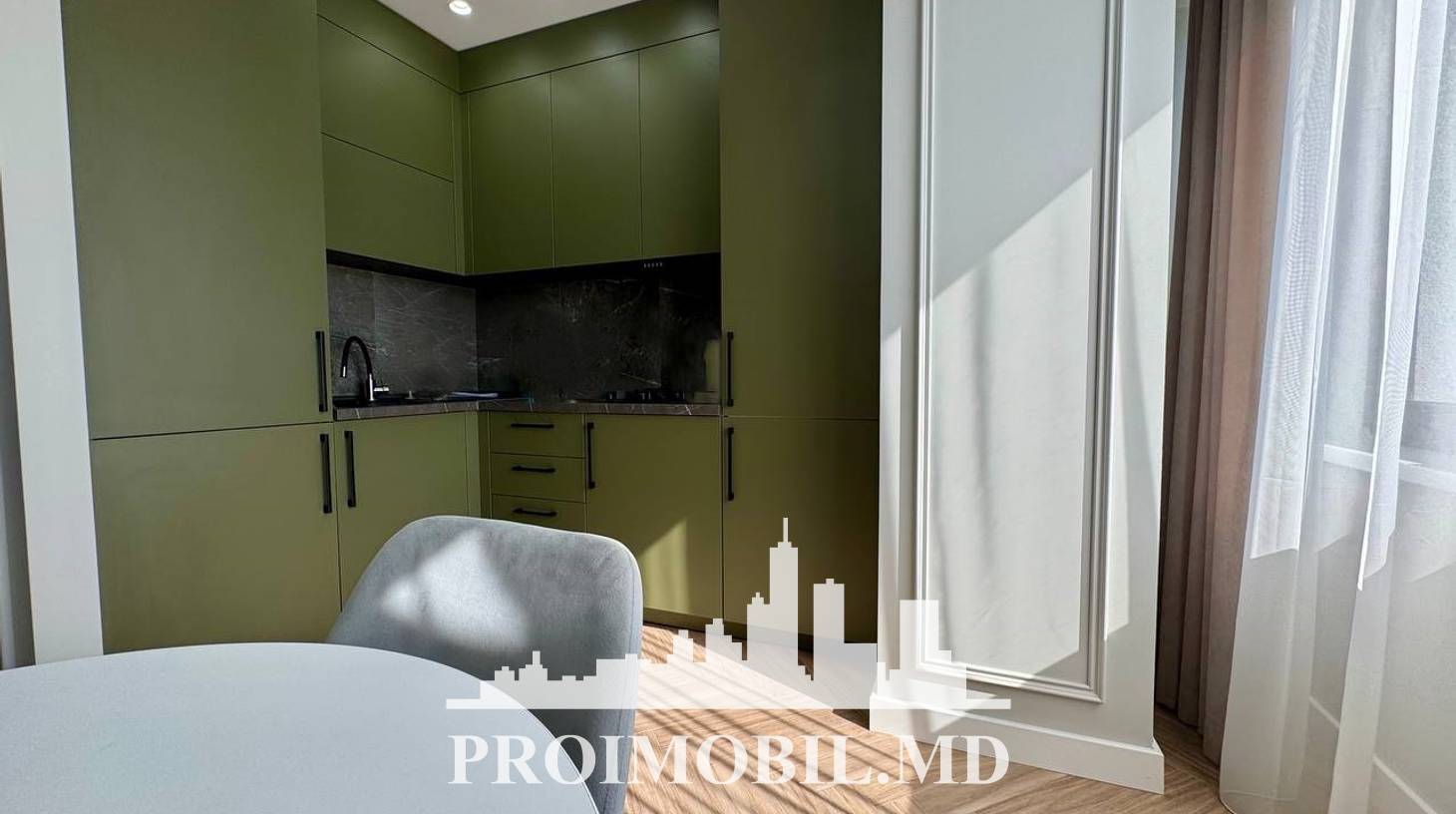 https://images.proimobil.md/OgOCKlrJA-Yk7kiIUSmHm0CjXnf-XY-xq1zLj_3tarw/watermark:0.75:so:0:30:0.39/resize:fill:1460:816:1/gravity:ce/bG9jYWw6Ly8vZXN0YXRlL2xyLzJmNmZkMmU3LTE0ODktNGE1Yy1hOTRkLWYwZGE5OWIwOTc2YS5qcGVn