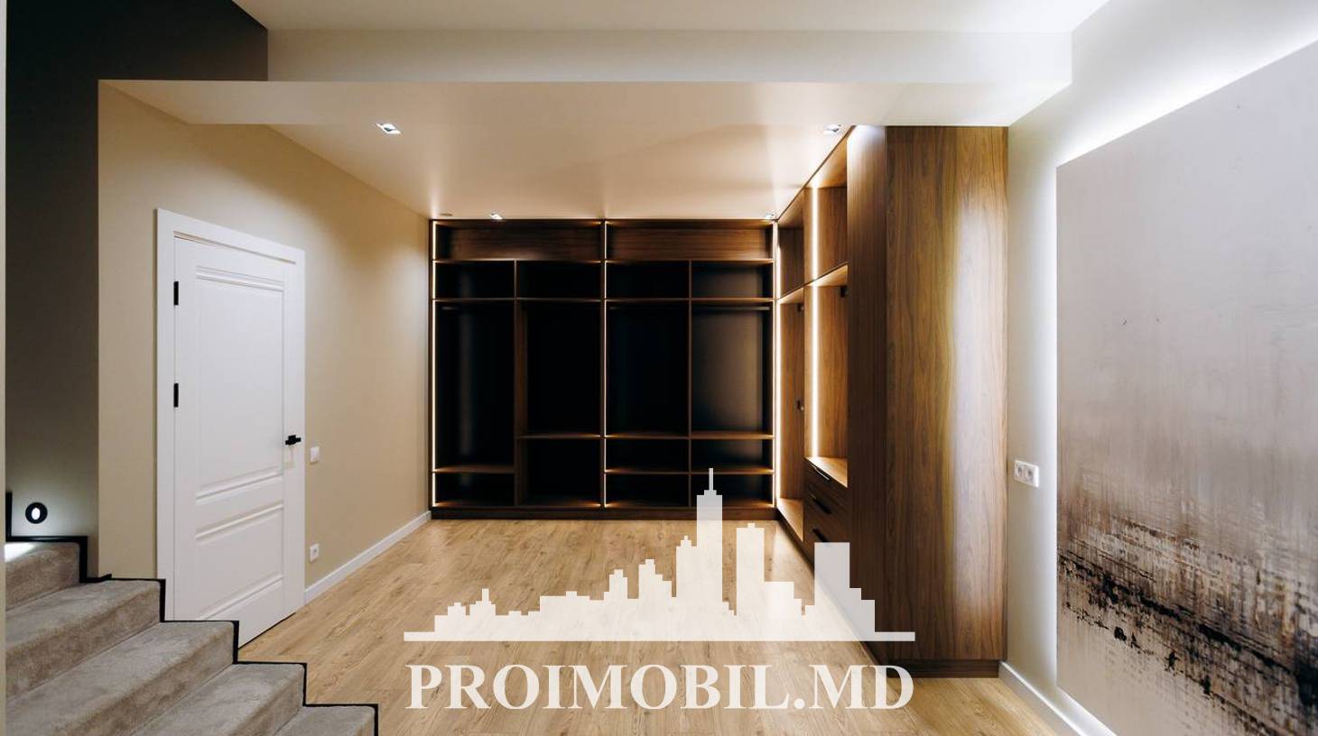 https://images.proimobil.md/OmnEmhrt3PvpKeKh5Qo0i01ca4TI8EbWK9-N8-dmoH8/watermark:0.75:so:0:30:0.39/resize:fill:1460:816:1/gravity:ce/bG9jYWw6Ly8vZXN0YXRlL2xyL2NmMzE1NWIzLTk2NWMtNGQ1NS05ZTM0LTNhNzdhYmNiYjhlZi5qcGVn