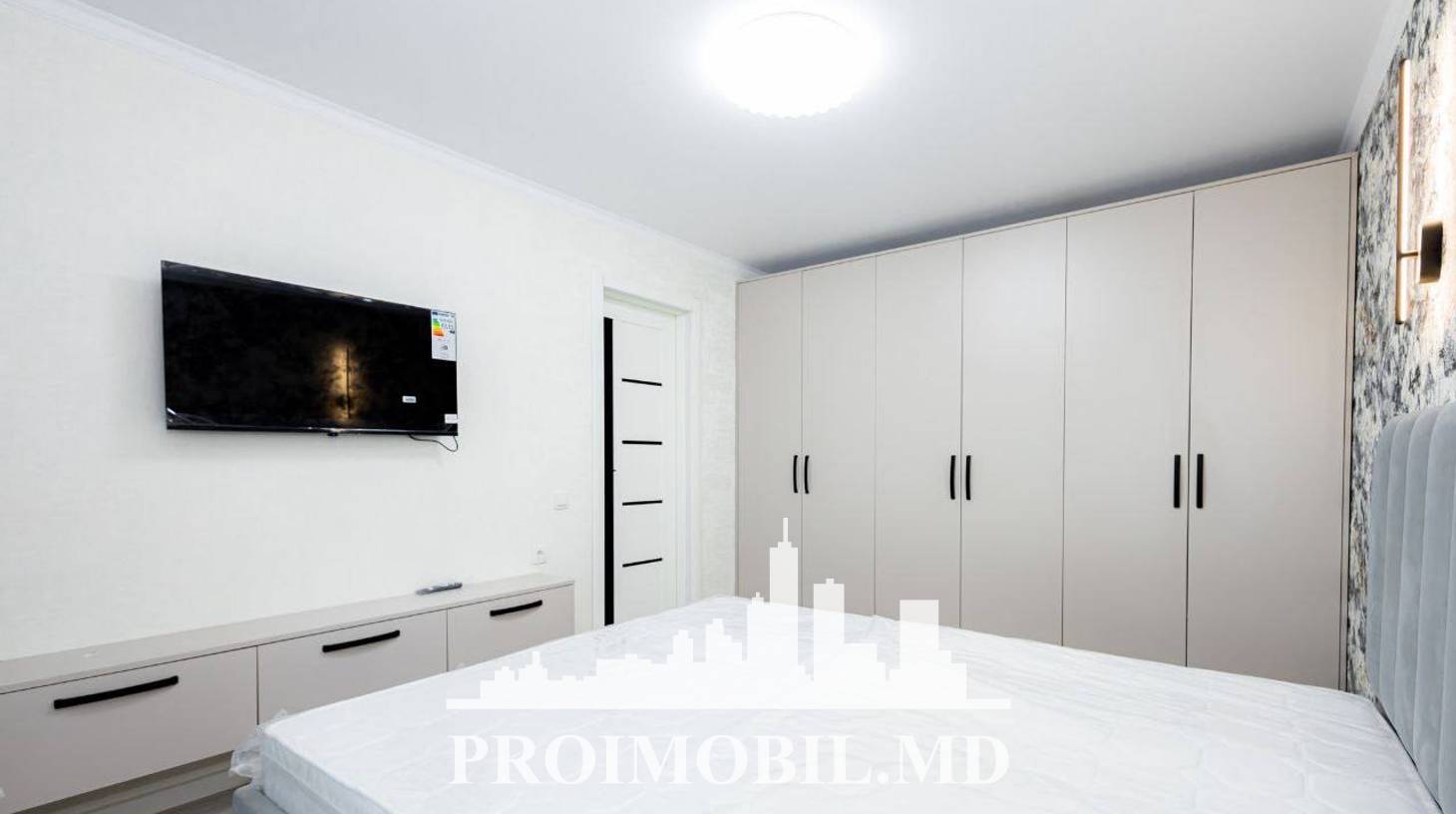 https://images.proimobil.md/Op4SejyyIZtHjYtQ2kSh2znaVSC97uybrDpWxxDEw3Y/watermark:0.75:so:0:30:0.39/resize:fill:1460:816:1/gravity:ce/bG9jYWw6Ly8vZXN0YXRlL2xyLzEyNzYzNGM1LTg3NGQtNDY5Ni1hNGViLTY2ODVlNTdmMDEzZS5qcGVn