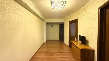 https://images.proimobil.md/OrSbk0ZuAfUmJhDR_yLsHR05NYR0gBfGnhwbTwNUIgU/resize:fill:350:198:1/gravity:ce/bG9jYWw6Ly8vZXN0YXRlL2xyLzc2NDBlN2QwLWZhMmUtNGRjYS1iOTgyLWYwNWQ2NzlmOTI5MC5qcGVn