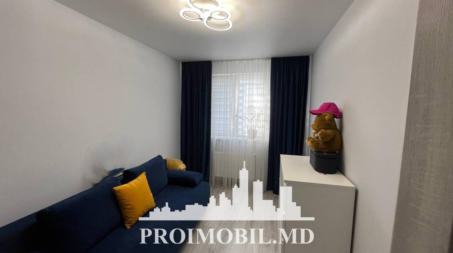 https://images.proimobil.md/OvqTu05AEPVpgU-pwSVo11RKdO12g3z7zmnAmDgXTPU/watermark:0.75:so:0:30:0.39/resize:fill:1460:816:1/gravity:ce/bG9jYWw6Ly8vZXN0YXRlL2xyLzVkZTBmMmUzLTg0MmItNDQ5ZC1iMDQyLWRhMzM4YTk5MzQ0ZC5qcGVn
