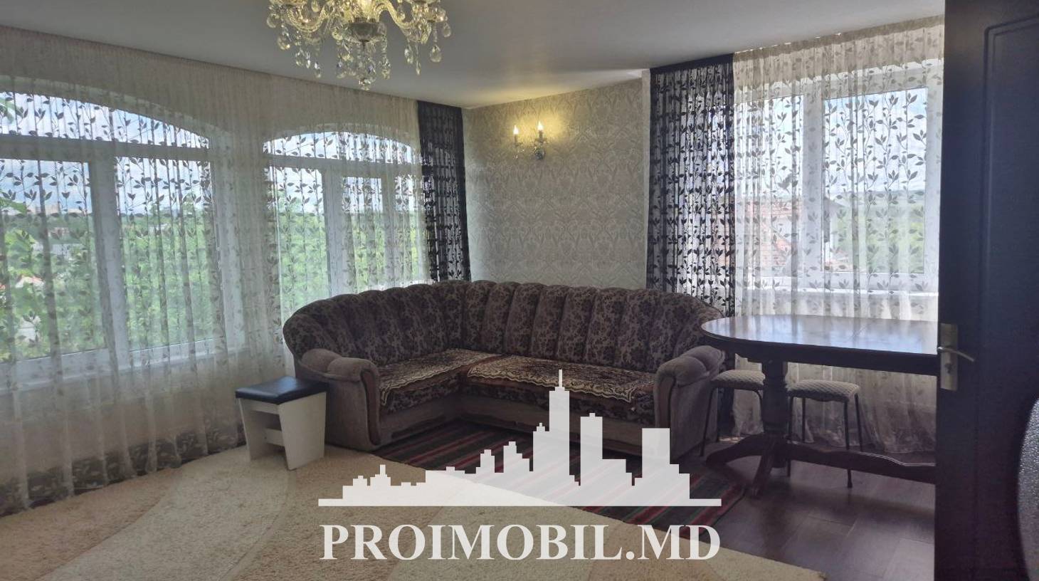 https://images.proimobil.md/Ow4ugo1LLMcVeJQpIFwWjMLruRnHeCEI7GdD-RB7Or8/watermark:0.75:so:0:30:0.39/resize:fill:1460:816:1/gravity:ce/bG9jYWw6Ly8vZXN0YXRlL2xyLzNhMjU3ZDBiLTcwNGItNDNiMy04MDFkLWEzZWVjZWUyZTc4Mi5qcGVn