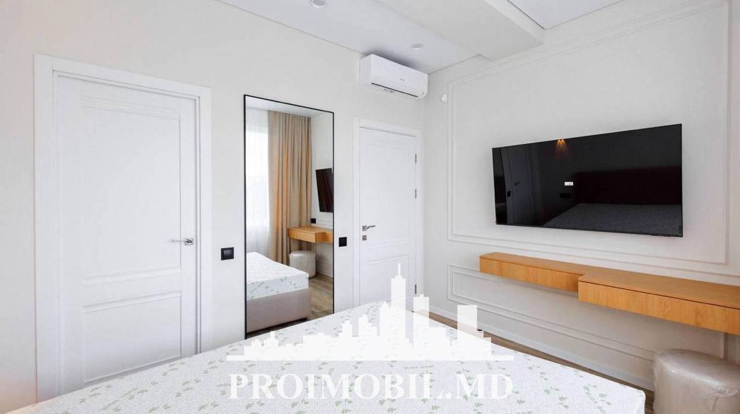 https://images.proimobil.md/Oy7LjH7uQ5KI1Et8jIdcfIMvLC-36uyCpx9aXDQ3hTA/watermark:0.75:so:0:30:0.39/resize:fill:1460:816:1/gravity:ce/bG9jYWw6Ly8vZXN0YXRlL2xyLzU0NzM3YWFiLTg1OGMtNDgzMi1iNDlkLTY0N2FhOGE5ZDRmYy5qcGVn