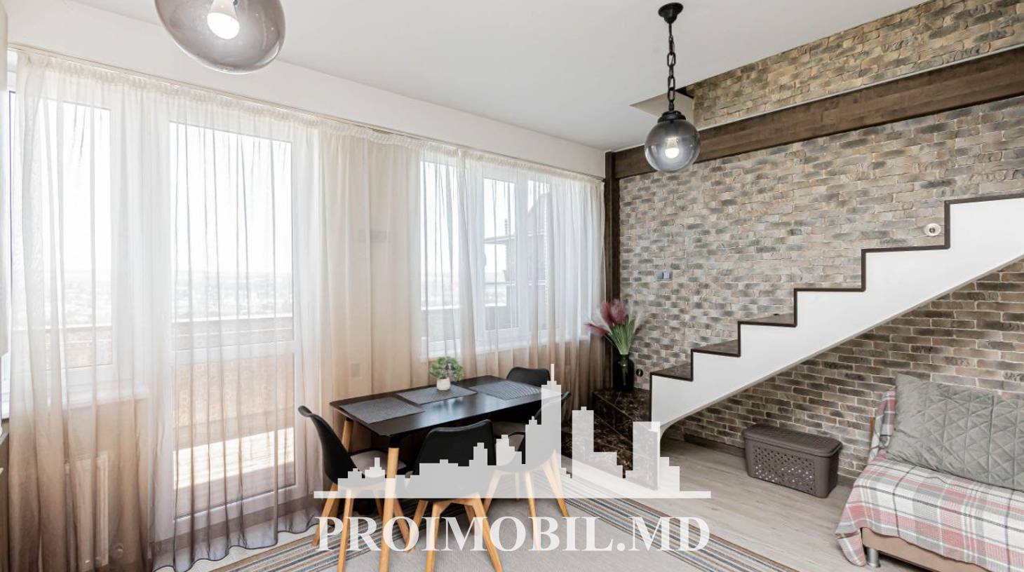 https://images.proimobil.md/P-5uNk9R76Z9K8Dz8a_jBD5fM_HFRP_asfL6wWCxCyA/watermark:0.75:so:0:30:0.39/resize:fill:1460:816:1/gravity:ce/bG9jYWw6Ly8vZXN0YXRlL2xyL2U1ZjUzMjQwLWNkMTYtNGU5ZS1iMGQyLWMzNTM4YzY4NzQwZi5qcGVn