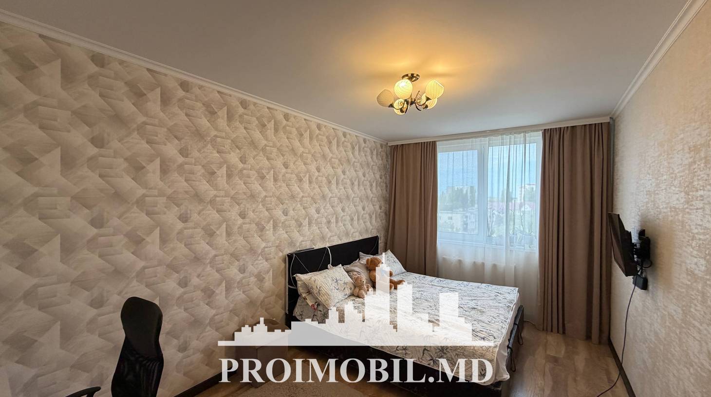 https://images.proimobil.md/P-6FSQTP8-EawndapwA2_AW42IdEyDe3KJm-hrEKlZI/watermark:0.75:so:0:30:0.39/resize:fill:1460:816:1/gravity:ce/bG9jYWw6Ly8vZXN0YXRlL2xyLzUyZjA4MzAxLTkwZjQtNDJjNS1hMWY1LWM1MTU2YjIyMDU5My5qcGVn