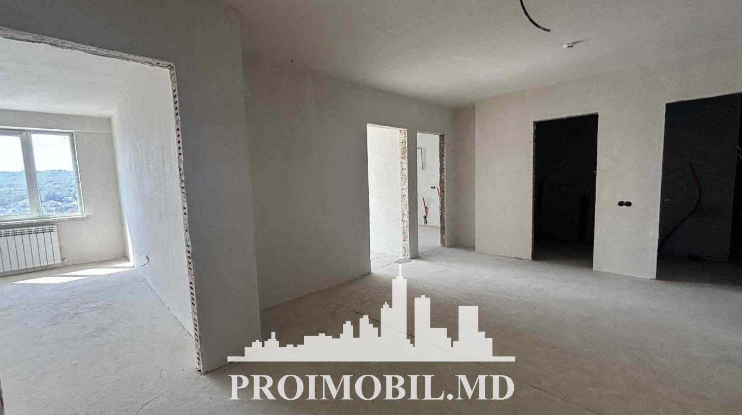 https://images.proimobil.md/P0z3W3RAajjDxb3KOcHicJg8VQ8TgVSRtFVQ7otVi0o/watermark:0.75:so:0:30:0.39/resize:fill:1460:816:1/gravity:ce/bG9jYWw6Ly8vZXN0YXRlL2xyL2Q0NTkxMDk4LTEyMTYtNDI1Zi04YTFjLTQxMWYzYWUwNDRiZi5qcGVn