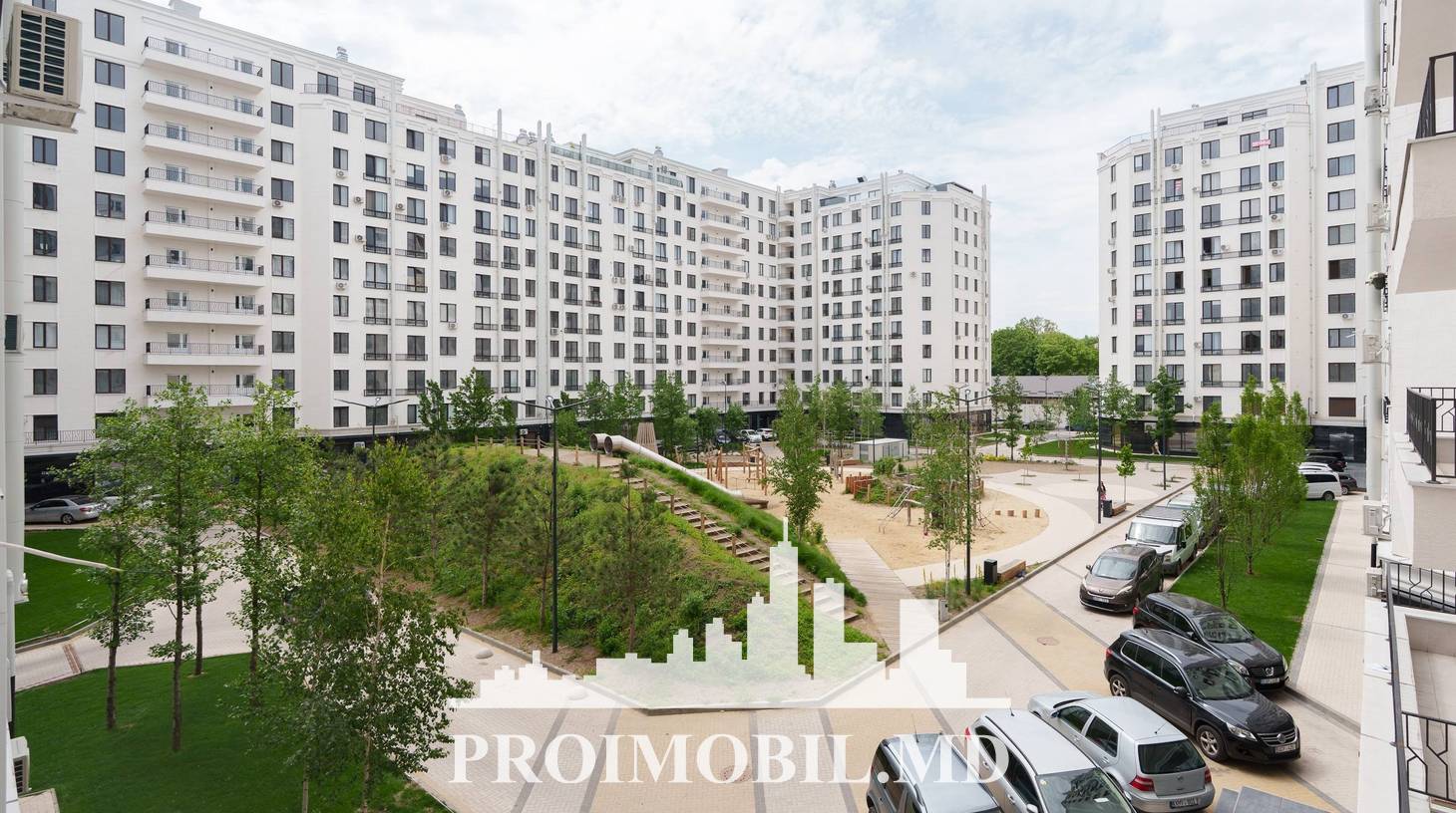https://images.proimobil.md/P25K_27C1rs7V7aCCTLRNvkTwEzWOl5V2DZYxzK44U8/watermark:0.75:so:0:30:0.39/resize:fill:1460:816:1/gravity:ce/bG9jYWw6Ly8vZXN0YXRlL2xyLzI0NjA4NzUwLTEzZTUtNDM2Zi04YjBkLTQxMjMyNmQ2NjU5YS5qcGVn