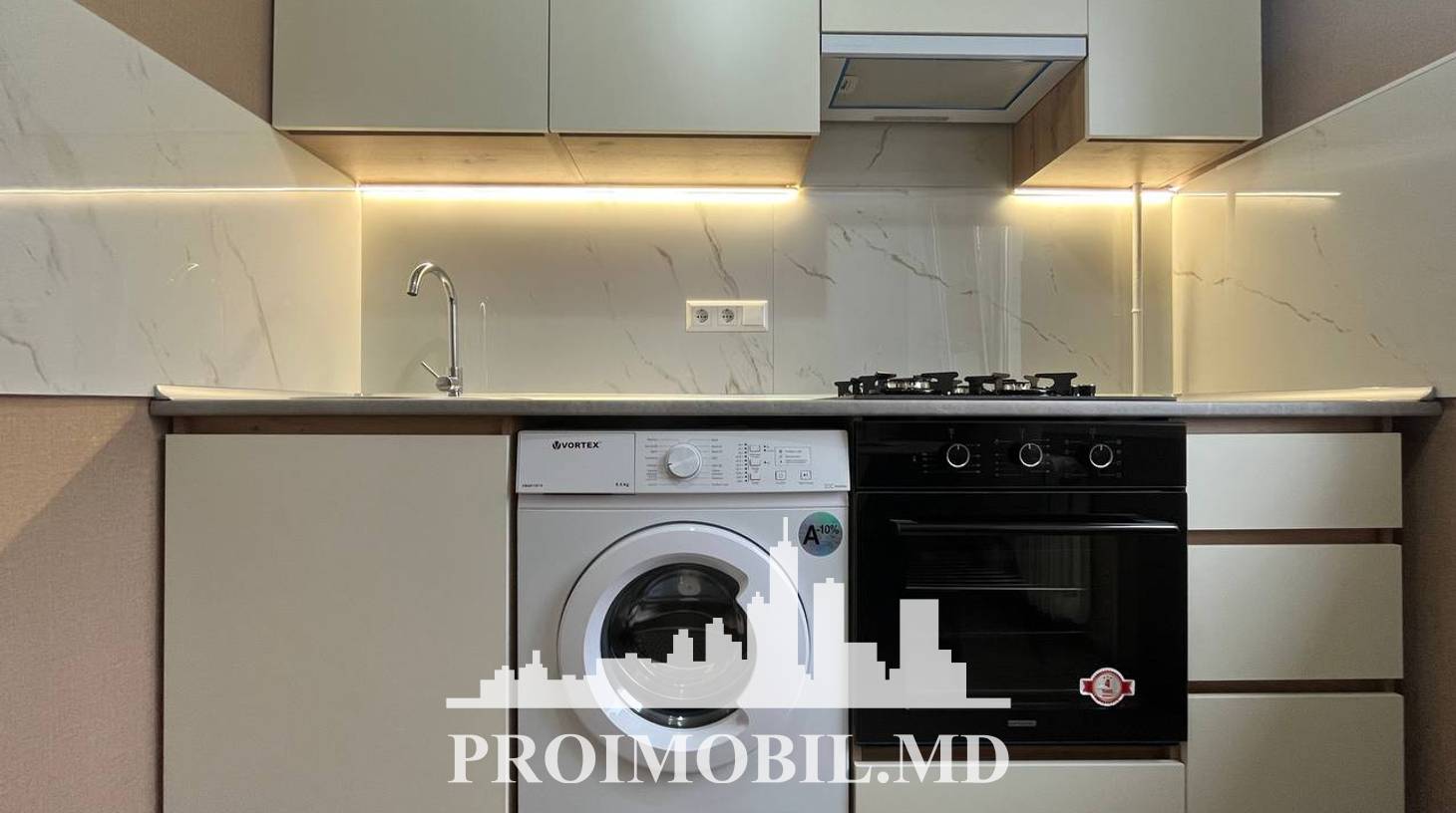 https://images.proimobil.md/P27BJNig6OZ9Dud3SyLDcQFZzEcPL2YgyXohe23kb3E/watermark:0.75:so:0:30:0.39/resize:fill:1460:816:1/gravity:ce/bG9jYWw6Ly8vZXN0YXRlL2xyL2I2NzRmZmU3LTNlZjYtNGZmMy1iMzkxLTUxYTJhOGM1OTA3Yy5qcGVn