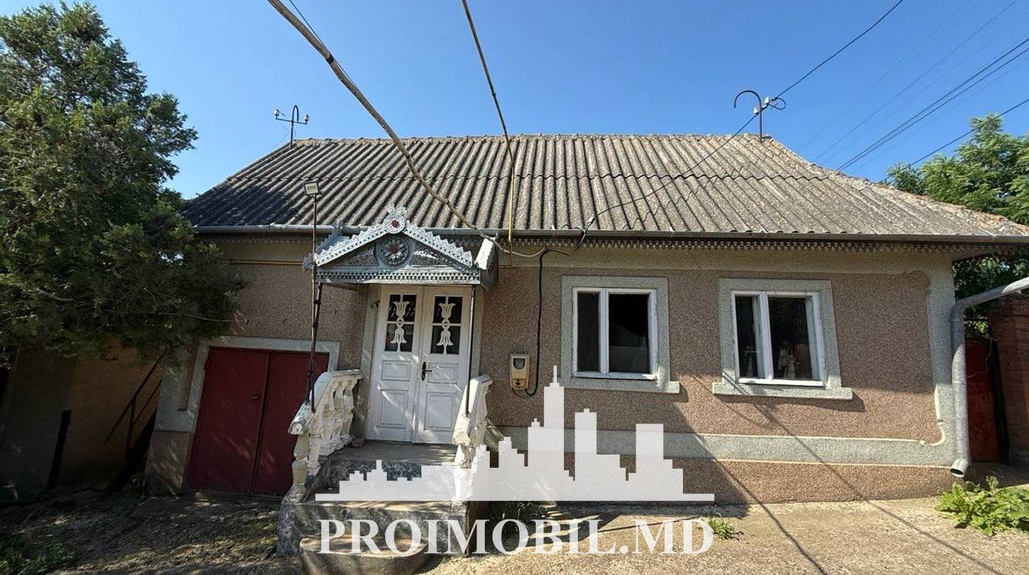 https://images.proimobil.md/P2Kh13RFrjLMTgPIq4JD7lyDShaan7zcUcvM9GxRNrk/watermark:0.75:so:0:30:0.39/resize:fill:1460:816:1/gravity:ce/bG9jYWw6Ly8vZXN0YXRlL2xyLzFhOWM5NjE5LTAyZjctNDJmNi1iMmIyLWUwZjJhMjNhM2IwYS5qcGVn