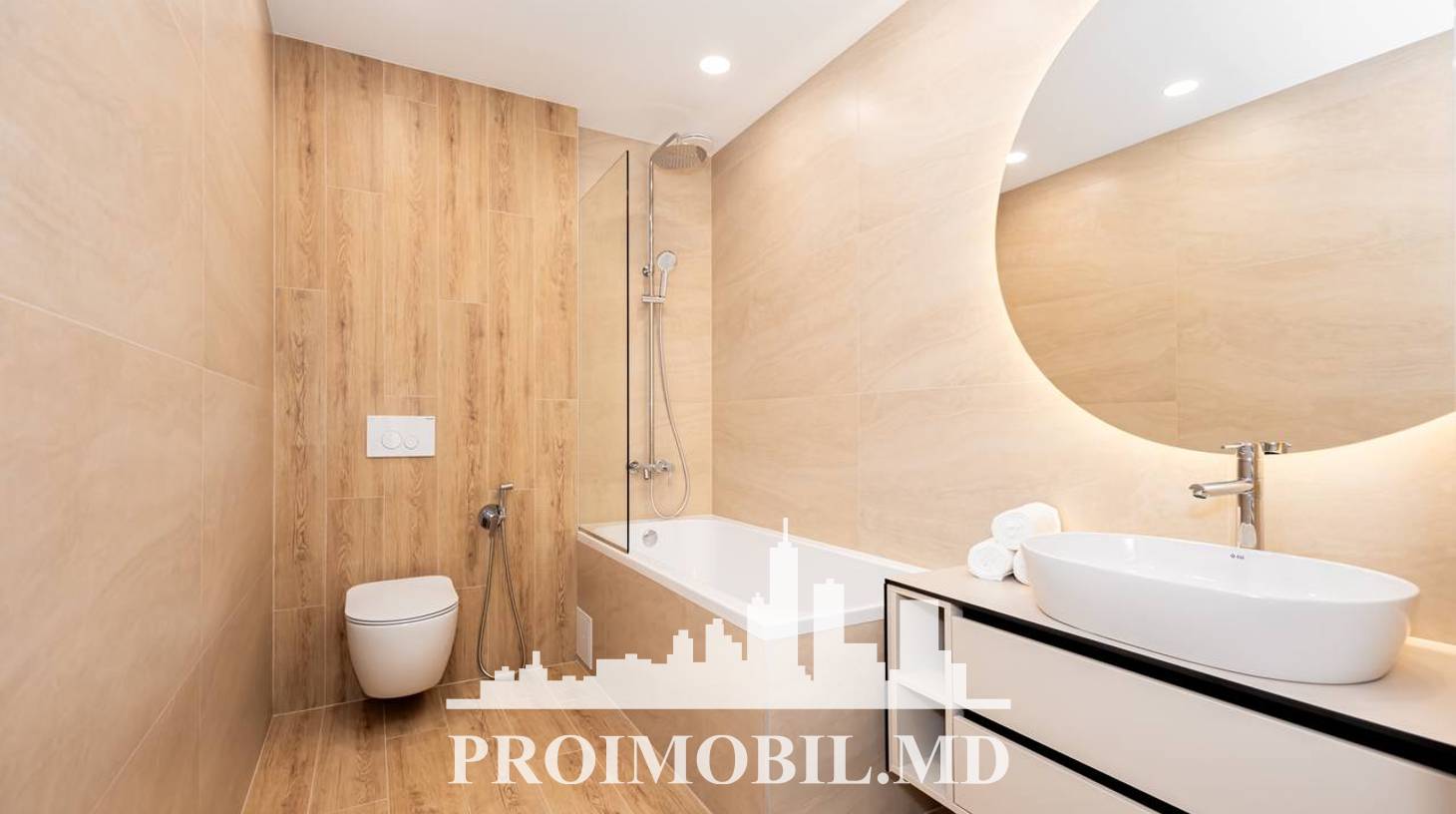 https://images.proimobil.md/P2rsVdcjuYjrEM_kEovY-gxzpLGwEJNsP6PXwd04ETA/watermark:0.75:so:0:30:0.39/resize:fill:1460:816:1/gravity:ce/bG9jYWw6Ly8vZXN0YXRlL2xyLzg5NzdjYjNkLTlkODUtNGI2NS05NTJkLTVmOWYwOGNhMWI4YS5qcGVn