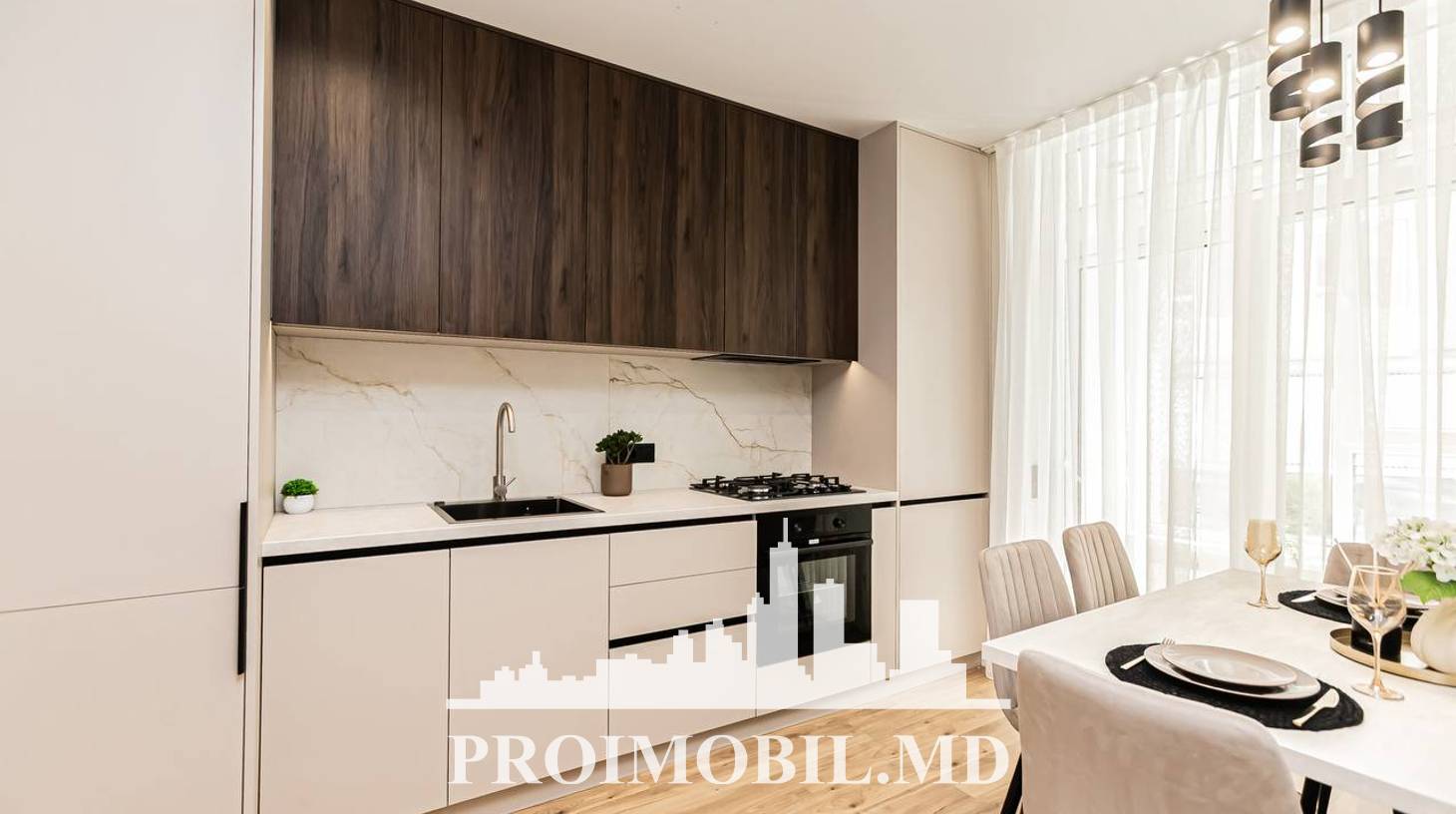 https://images.proimobil.md/P4lsLy_39e4jtdkYuxdRFGy2g-vwgF2LbKcBokOWz-E/watermark:0.75:so:0:30:0.39/resize:fill:1460:816:1/gravity:ce/bG9jYWw6Ly8vZXN0YXRlL2xyLzliOTBkYTEwLWE4MGItNDdkYi04MzAzLWNiMzUwZDI3YWEzMi5qcGVn