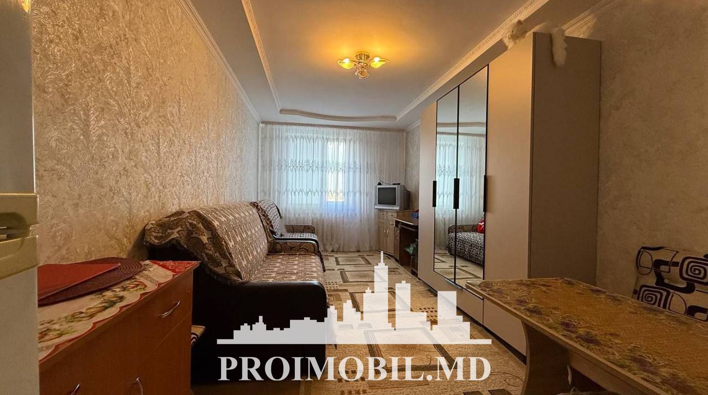 https://images.proimobil.md/P7yTJ2KLQky9rK19Y-ceTXteXtLTOVSTsA6dPRPnHZ4/watermark:0.75:so:0:30:0.39/resize:fill:1460:816:1/gravity:ce/bG9jYWw6Ly8vZXN0YXRlL2xyL2JiYTUzZjBiLTRkNDUtNDlmMC04YWVmLTEwNmQ5ZDM2ZThlNy5qcGVn