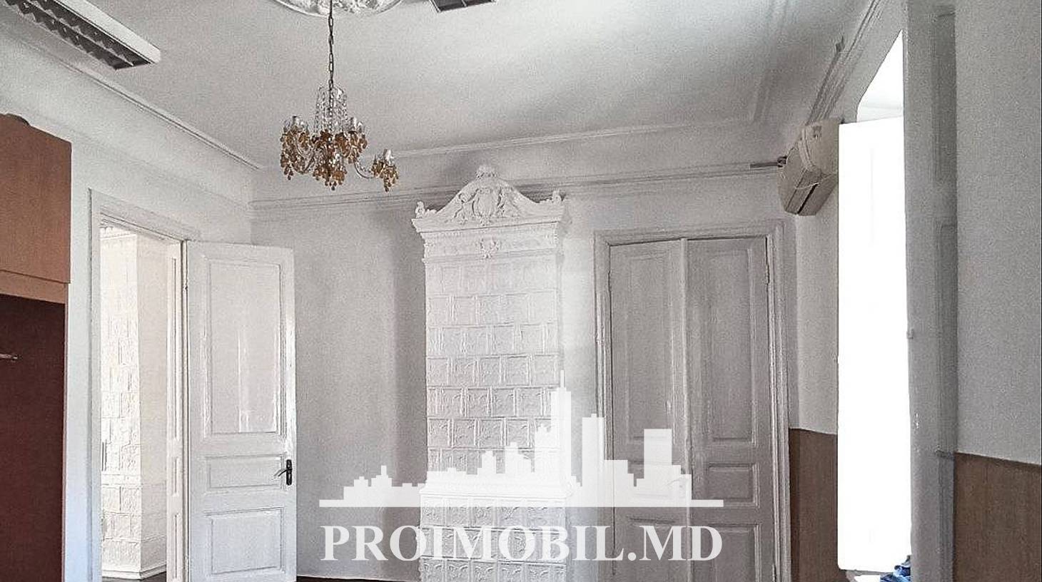 https://images.proimobil.md/P9VZmWRyQz4-Ng5f8Mjr3mnJ7g0sFnZ3-j81RTj4v4A/watermark:0.75:so:0:30:0.39/resize:fill:1460:816:1/gravity:ce/bG9jYWw6Ly8vZXN0YXRlL2xyL2IxZDE5NDFjLWUwM2EtNDE0ZS05YzI4LTQ4YzljYjE3MDRkNy5qcGVn