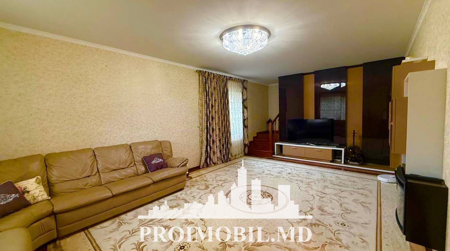 https://images.proimobil.md/PDOtnObbKQH9pUKcp4zXTowP9sxnjrJk40W35bb4JVo/watermark:0.75:so:0:30:0.39/resize:fill:1460:816:1/gravity:ce/bG9jYWw6Ly8vZXN0YXRlL2xyLzZjMzZkYWVkLWI2NjYtNGFhZS05Njc4LTIxOTdkODE0ZjAyNi5qcGVn