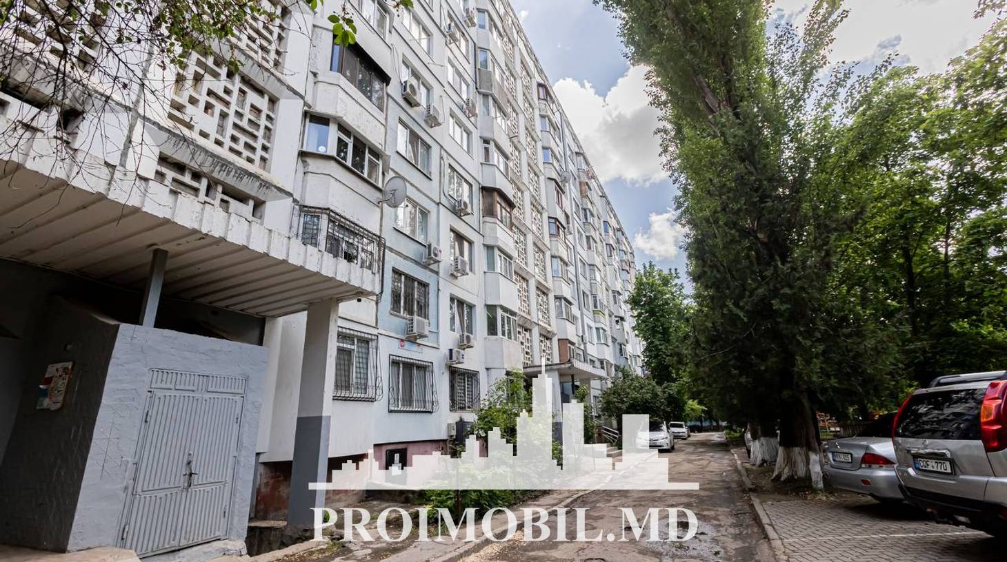 https://images.proimobil.md/PE60jKJIyUlKNCKiN5ysrMGVW-WZ722t8hcnyd4e6wQ/watermark:0.75:so:0:30:0.39/resize:fill:1460:816:1/gravity:ce/bG9jYWw6Ly8vZXN0YXRlL2xyLzBlODE2ZDViLWU1N2QtNDkzYi1iY2Q2LWQ1NDc3YmM0YWZkMy5qcGVn