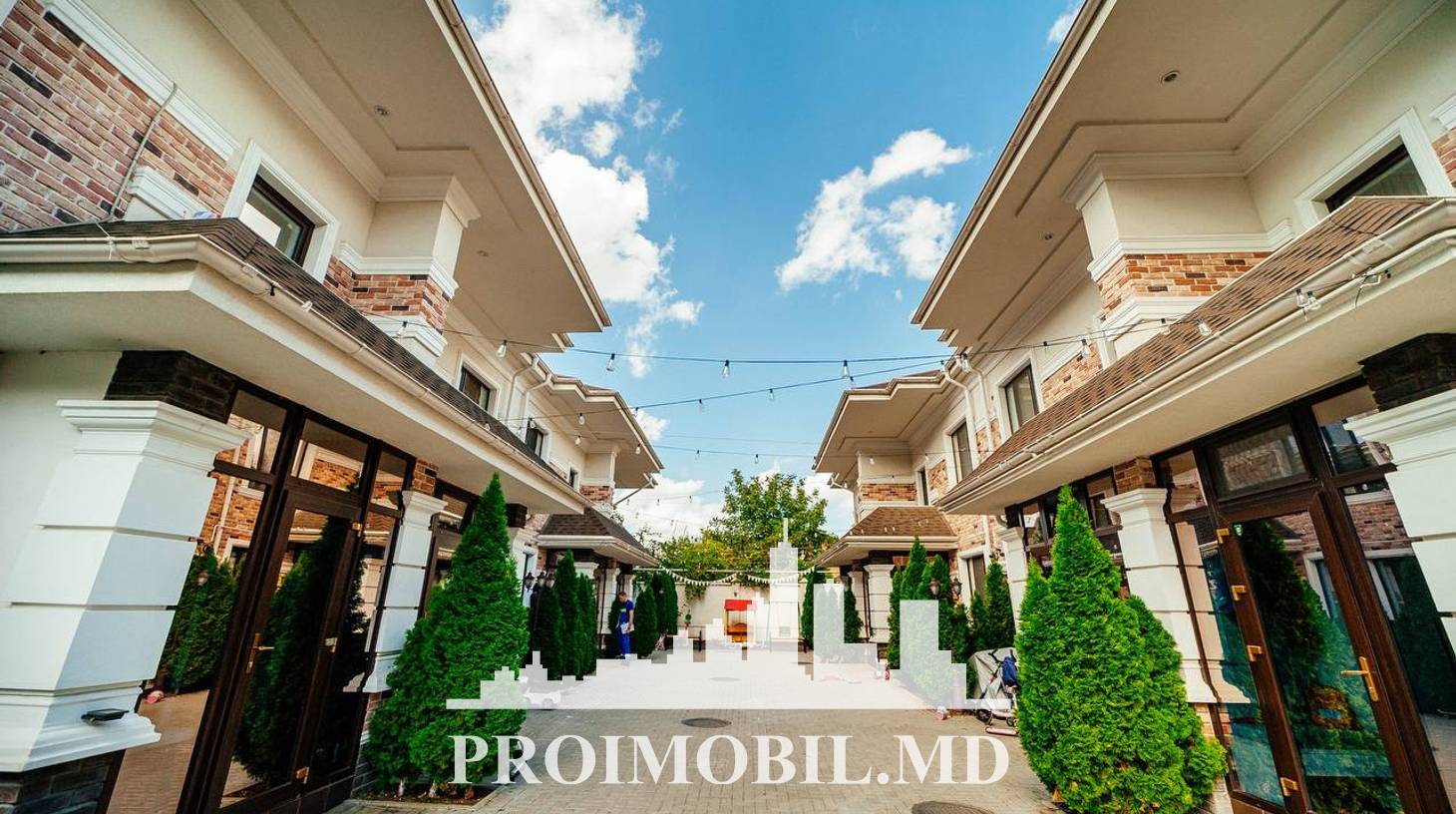 https://images.proimobil.md/PHtuXSF-zMe3hrdd5Uxf_Di5IRGj9UyG8zVPrNSNgzw/watermark:0.75:so:0:30:0.39/resize:fill:1460:816:1/gravity:ce/bG9jYWw6Ly8vZXN0YXRlL2xyLzg2ODk4YmM0LTYxNmEtNGUwZS05OTFjLWE0ZGRmYTZhODkwNS5qcGVn