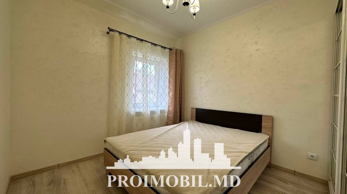 https://images.proimobil.md/PT_ZyjQz5XP-SKGTcA_5HSFw5spnEwZ21x1rF3v1LnQ/watermark:0.75:so:0:30:0.39/resize:fill:1460:816:1/gravity:ce/bG9jYWw6Ly8vZXN0YXRlL2xyLzRjZTBjOGMyLTdkYmQtNDUyZS04M2M3LTllNWVhZDkxOGIyYS5qcGVn