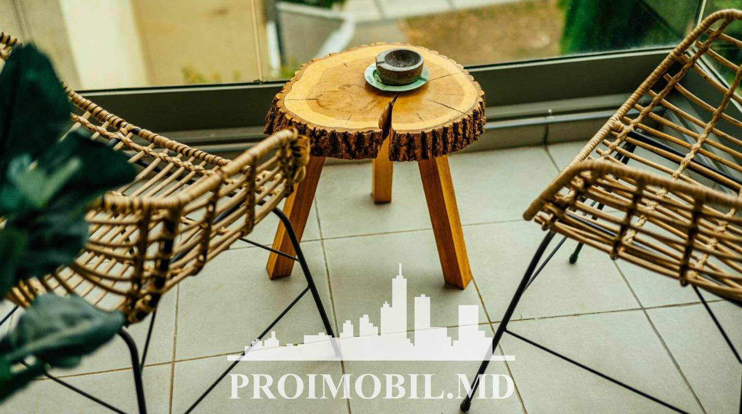 https://images.proimobil.md/PTpYWEu-3KZ_YF4WH6KmxoDyzviZPnkiBDpI-v5bFk0/watermark:0.75:so:0:30:0.39/resize:fill:1460:816:1/gravity:ce/bG9jYWw6Ly8vZXN0YXRlL2xyLzI4MGExZGZkLTE2ZmMtNGUxOS1iYTgxLTQyMWRhZTViMzc4Ny5qcGVn