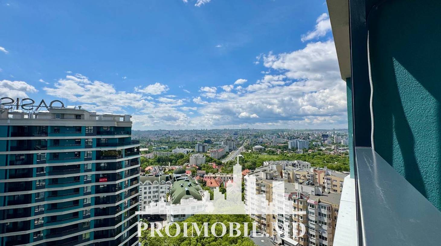 https://images.proimobil.md/PYEji3UCxCcR1WqWeR5kQgH5d_W9wRHDmdhMvsCx9Hs/watermark:0.75:so:0:30:0.39/resize:fill:1460:816:1/gravity:ce/bG9jYWw6Ly8vZXN0YXRlL2xyL2Q2MTE4OTg0LTNjYjEtNDVjMy04OTk5LTg2OGNiOGM1NDZjNC5qcGVn