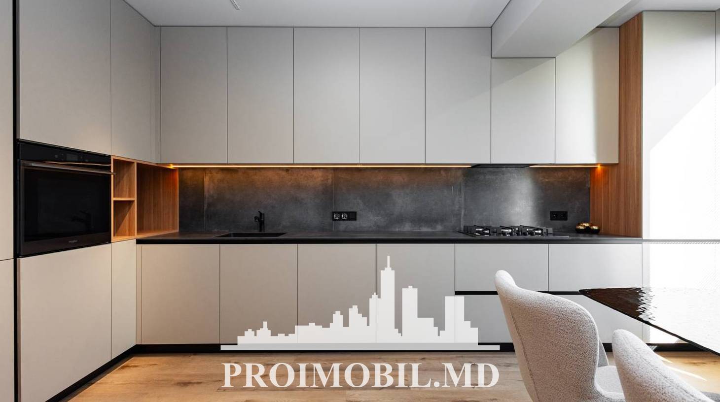 https://images.proimobil.md/PYJtK_Bip8clqk05tm7rFmnY95vTM4rIUb8YHQjHzKU/watermark:0.75:so:0:30:0.39/resize:fill:1460:816:1/gravity:ce/bG9jYWw6Ly8vZXN0YXRlL2xyLzgzMGZjOTMyLTAwZGUtNDBmYS1iMmQ1LTQzNzk3NWE4MzY0Yi5qcGVn