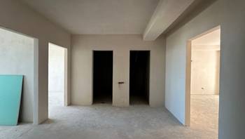 https://images.proimobil.md/Peu6fbWuzvYodRB0lG2UMgpx6WwXJNsYG1w15zt2diE/resize:fill:350:198:1/gravity:ce/bG9jYWw6Ly8vZXN0YXRlL2xyLzhkODJlNDVmLWRkOTYtNDM1OC05MDhlLTQ1NGNhYWY3OGM4OC5qcGVn
