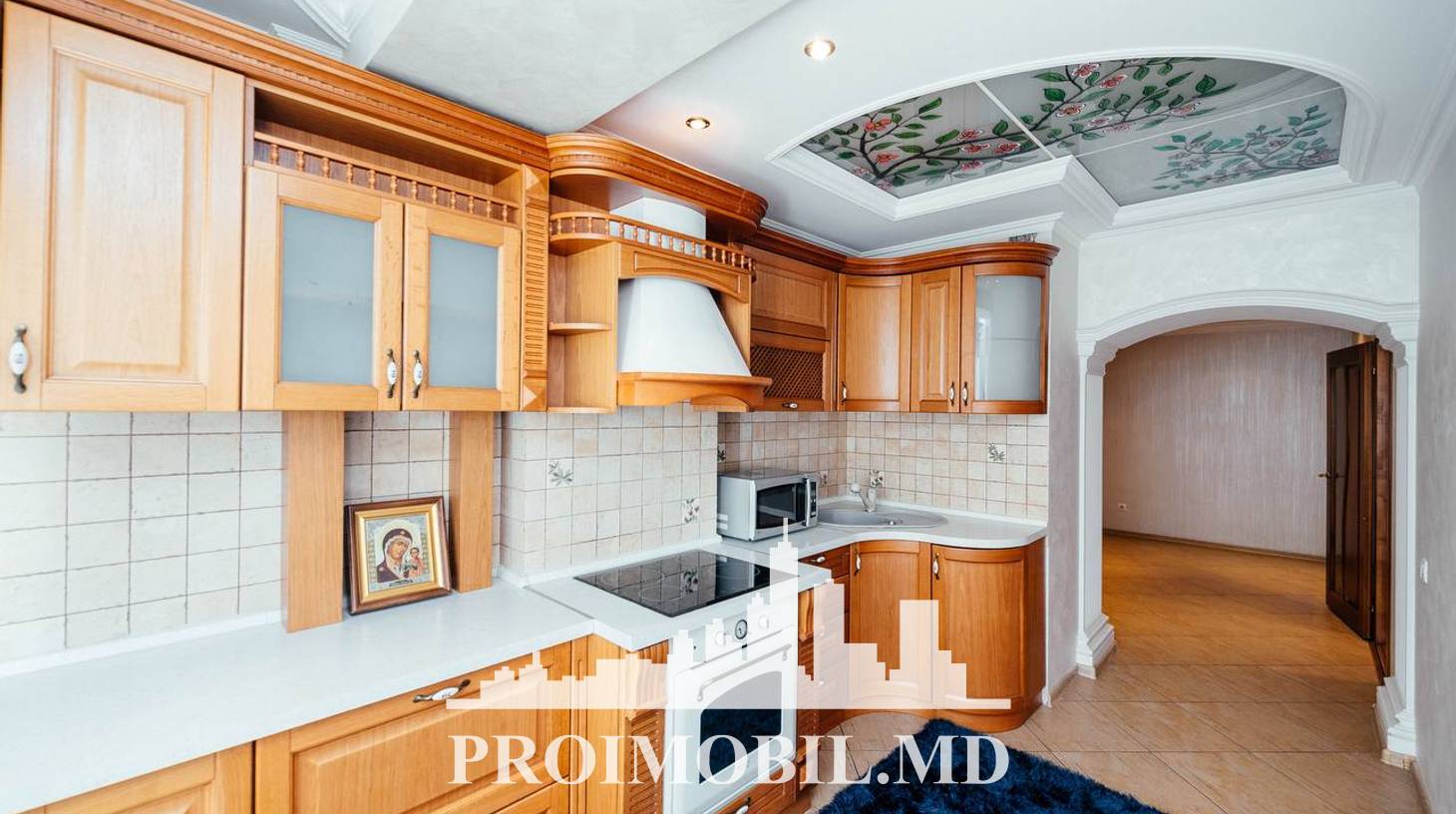 https://images.proimobil.md/Ph2CMYNozt2e5x74_0hz--loHMnbbU0GwVfn5t-rVKU/watermark:0.75:so:0:30:0.39/resize:fill:1460:816:1/gravity:ce/bG9jYWw6Ly8vZXN0YXRlL2xyL2NhMzAyODY2LWJhMGItNGEyOS1hOTllLTdiN2M0MjNkZDY2OC5qcGVn