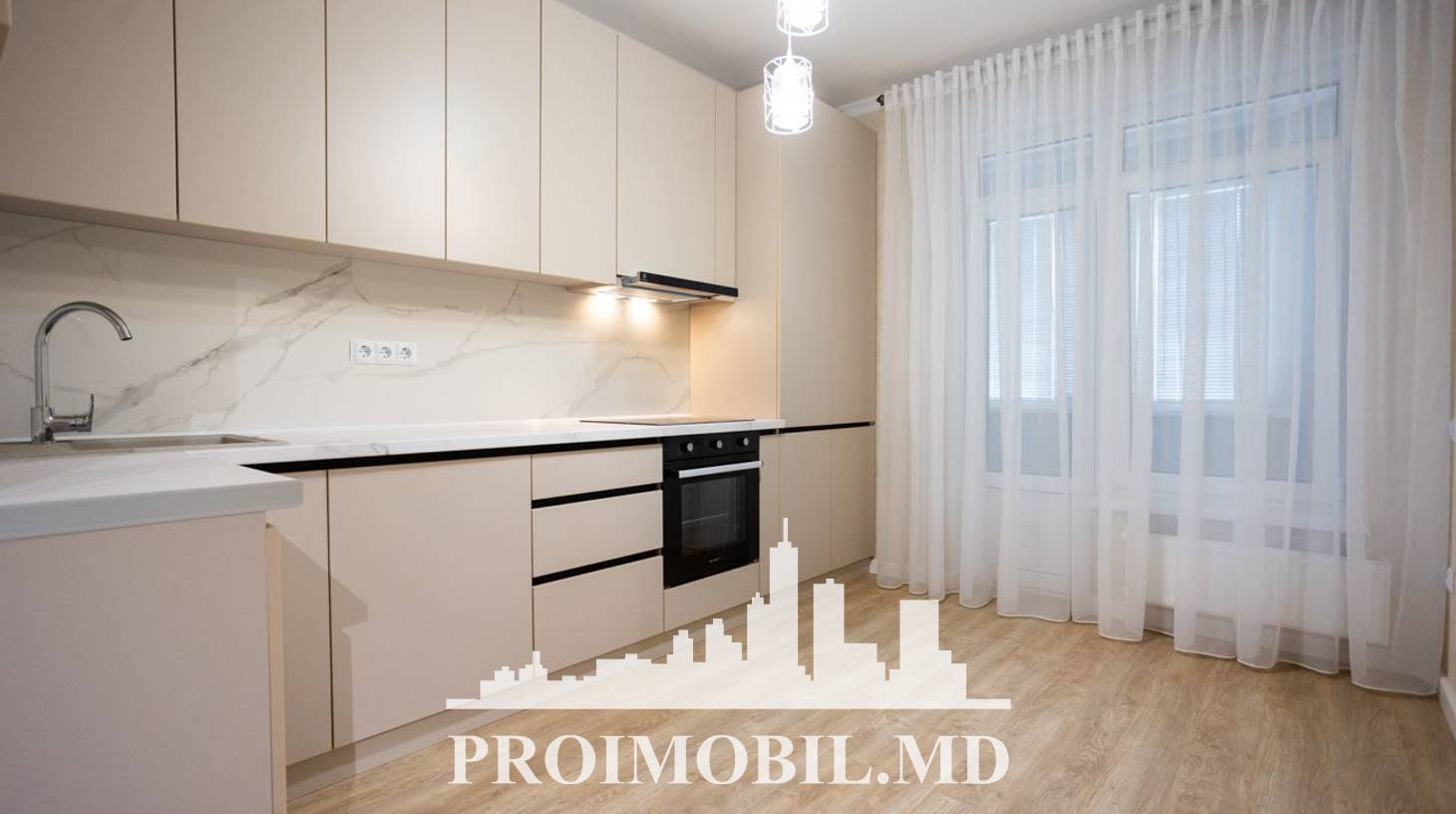 https://images.proimobil.md/PhLZITRsiZWa7kgS-gJ9qVZRr1YAHi_TnPHURt4uIZQ/watermark:0.75:so:0:30:0.39/resize:fill:1460:816:1/gravity:ce/bG9jYWw6Ly8vZXN0YXRlL2xyL2FjYTgwOGVhLTY1ZmMtNDE3ZS1hNGQzLTI5YzkyNWYzZTE3OC5qcGVn