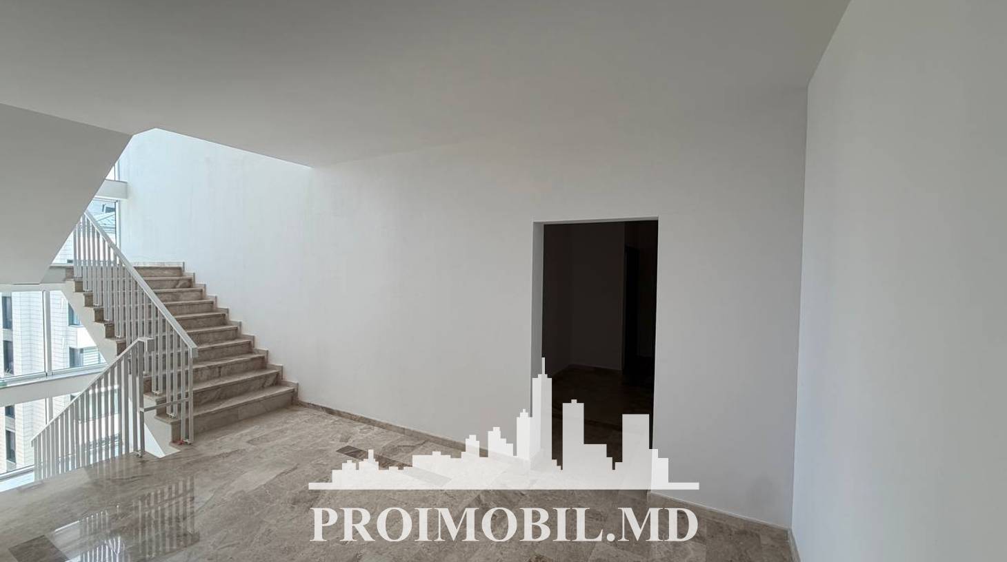 https://images.proimobil.md/PrQjCLMowGDFRSwNj9S989hR88b0Nv8tzUS6K3ZJDNs/watermark:0.75:so:0:30:0.39/resize:fill:1460:816:1/gravity:ce/bG9jYWw6Ly8vZXN0YXRlL2xyL2RkZmJkZDI1LWVhOGQtNDY4MC1hOWRhLTcxYjcyYzQ1YzJmYy5qcGVn