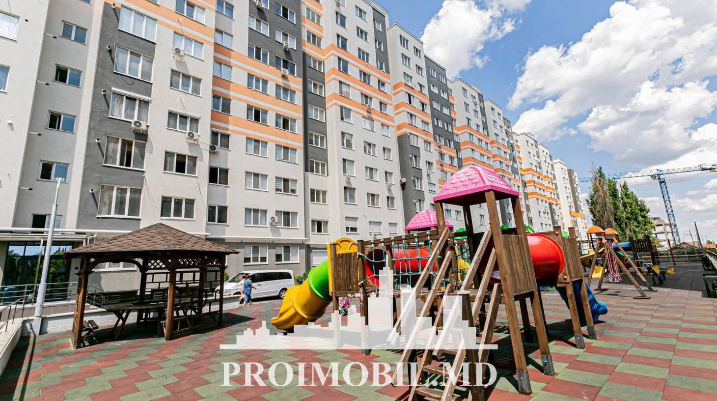 https://images.proimobil.md/PtNzgdt-iS72y-t5bPMztYRGc39vv2qNTf948VFZw0s/watermark:0.75:so:0:30:0.39/resize:fill:1460:816:1/gravity:ce/bG9jYWw6Ly8vZXN0YXRlL2xyLzc0MGJjYjNiLWNlYTQtNGQ1Ni1iNjQ2LTQ3MzQwNjAxMjg0YS5qcGVn