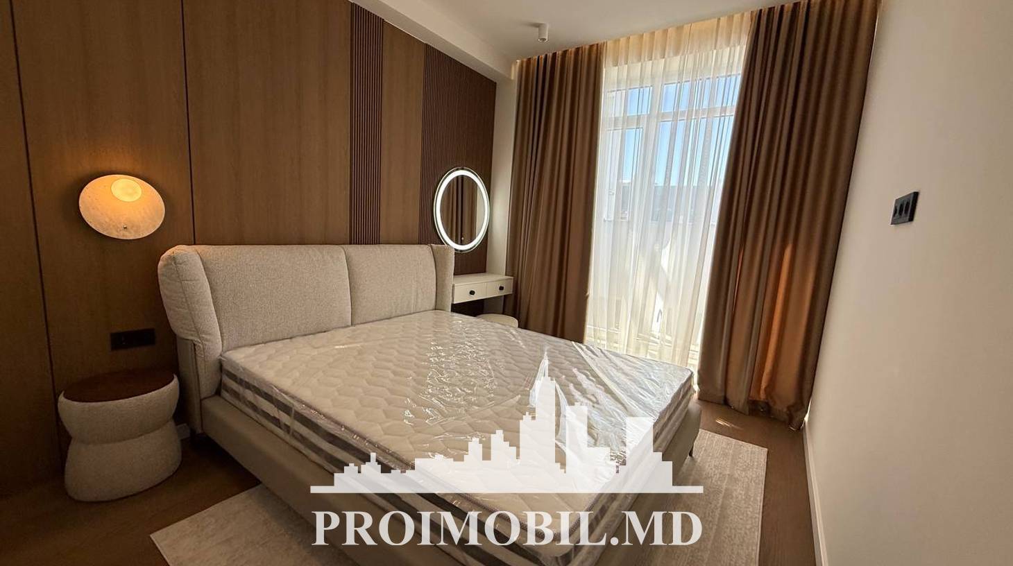https://images.proimobil.md/Pu0dTG7G8wR9R2yI32gkeVrSvhyUCRJiW2rtaTVcoBY/watermark:0.75:so:0:30:0.39/resize:fill:1460:816:1/gravity:ce/bG9jYWw6Ly8vZXN0YXRlL2xyLzhmNTcyOGM3LWI3YWItNGNlMC1hMjQ1LTkxOTQ5Y2Q2NmE4NS5qcGVn
