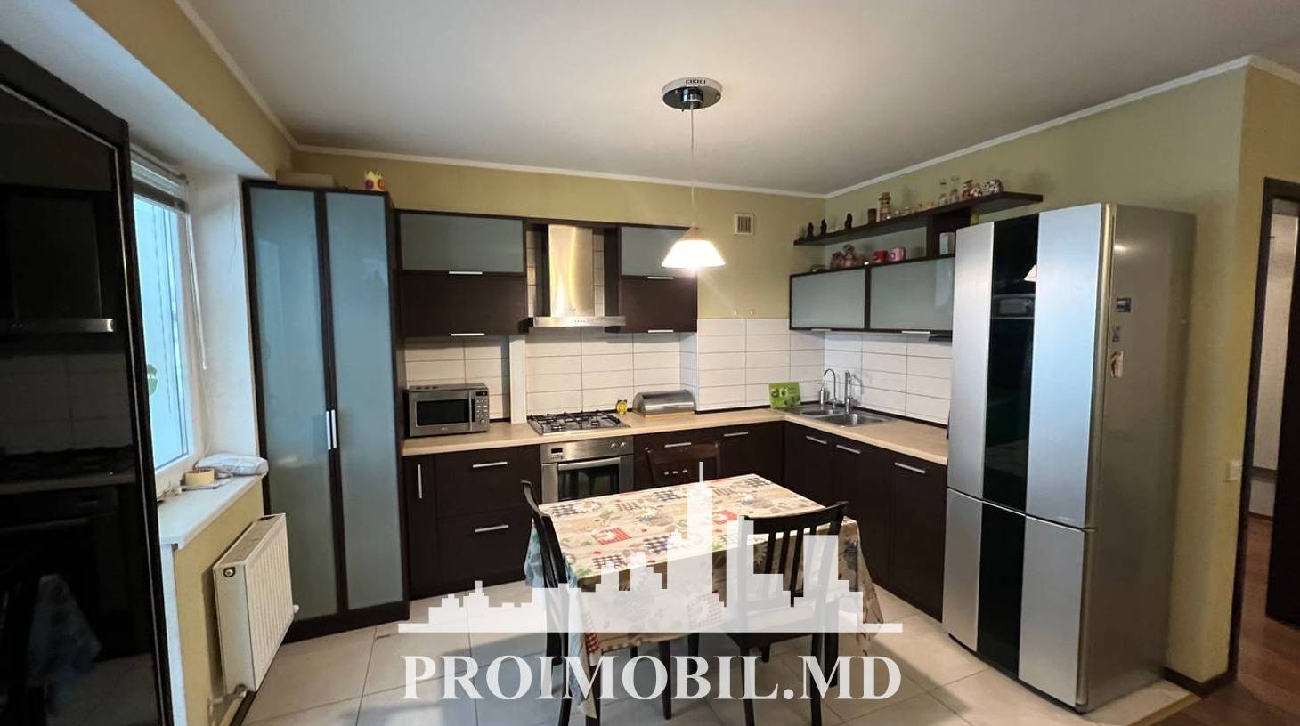 https://images.proimobil.md/PvjgVRZ0dyzfwbcOfNZBYkS2IYJDO8Npx_ipkvBt-zE/watermark:0.75:so:0:30:0.39/resize:fill:1460:816:1/gravity:ce/bG9jYWw6Ly8vZXN0YXRlL2xyLzNmMDA3YTUxLTlkYWUtNDg4NS1iMmE1LTBmMWI3OWUzMjBkOC5qcGVn