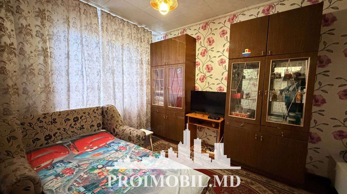 https://images.proimobil.md/PyO-5PP5FYASTlG5bQIdb2KDV9eKEKqr90-ihjkj570/watermark:0.75:so:0:30:0.39/resize:fill:1460:816:1/gravity:ce/bG9jYWw6Ly8vZXN0YXRlL2xyL2E3YjNlMDcwLTQ3MDEtNDYxNC05N2MzLTA3NDZlMWI0ZWI2ZC5qcGVn
