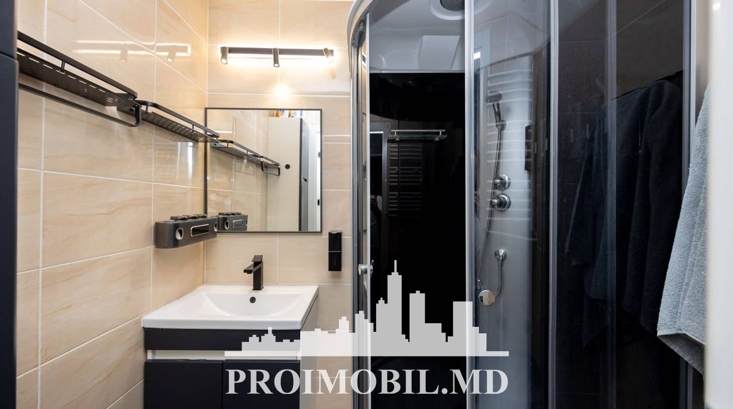 https://images.proimobil.md/Py_8Z74S_66yTmUk9DxYPFhVpHx1oHHZvr8ehgE8WO8/watermark:0.75:so:0:30:0.39/resize:fill:1460:816:1/gravity:ce/bG9jYWw6Ly8vZXN0YXRlL2xyLzg2ZWZmMDYyLTk1M2UtNDZjOS05ZDgyLWM0MjBiOGJhMDBhYy5qcGVn